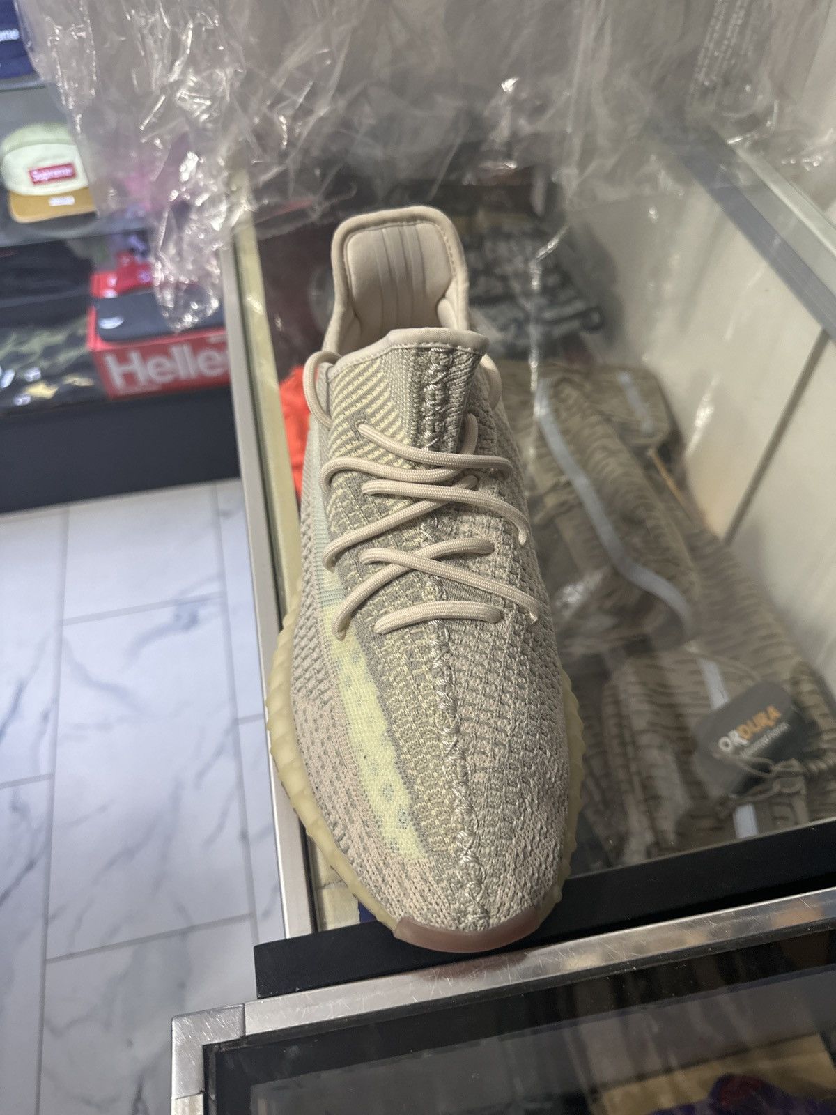 Yeezy Adidas Yeezy Boost 350 V2 "Citrin" Size US 11.5 / EU 44-45 - 3 Thumbnail