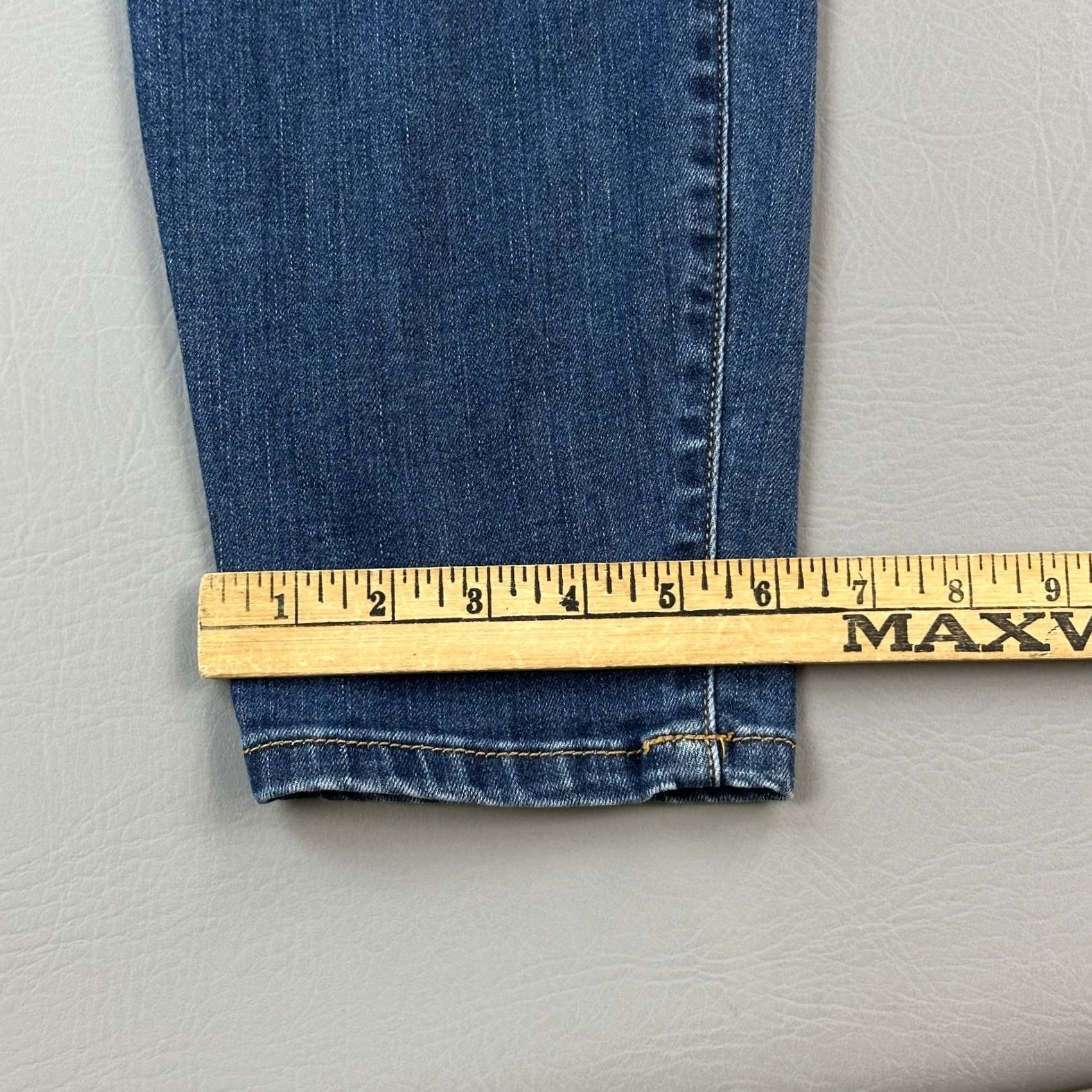 Denime Judy Blue Jeans Women’s 16W Blue Medium Wash Denim Relaxed Fit Stretch Casual Shirt? Size 24" / US 00 / IT 34 - 4 Thumbnail