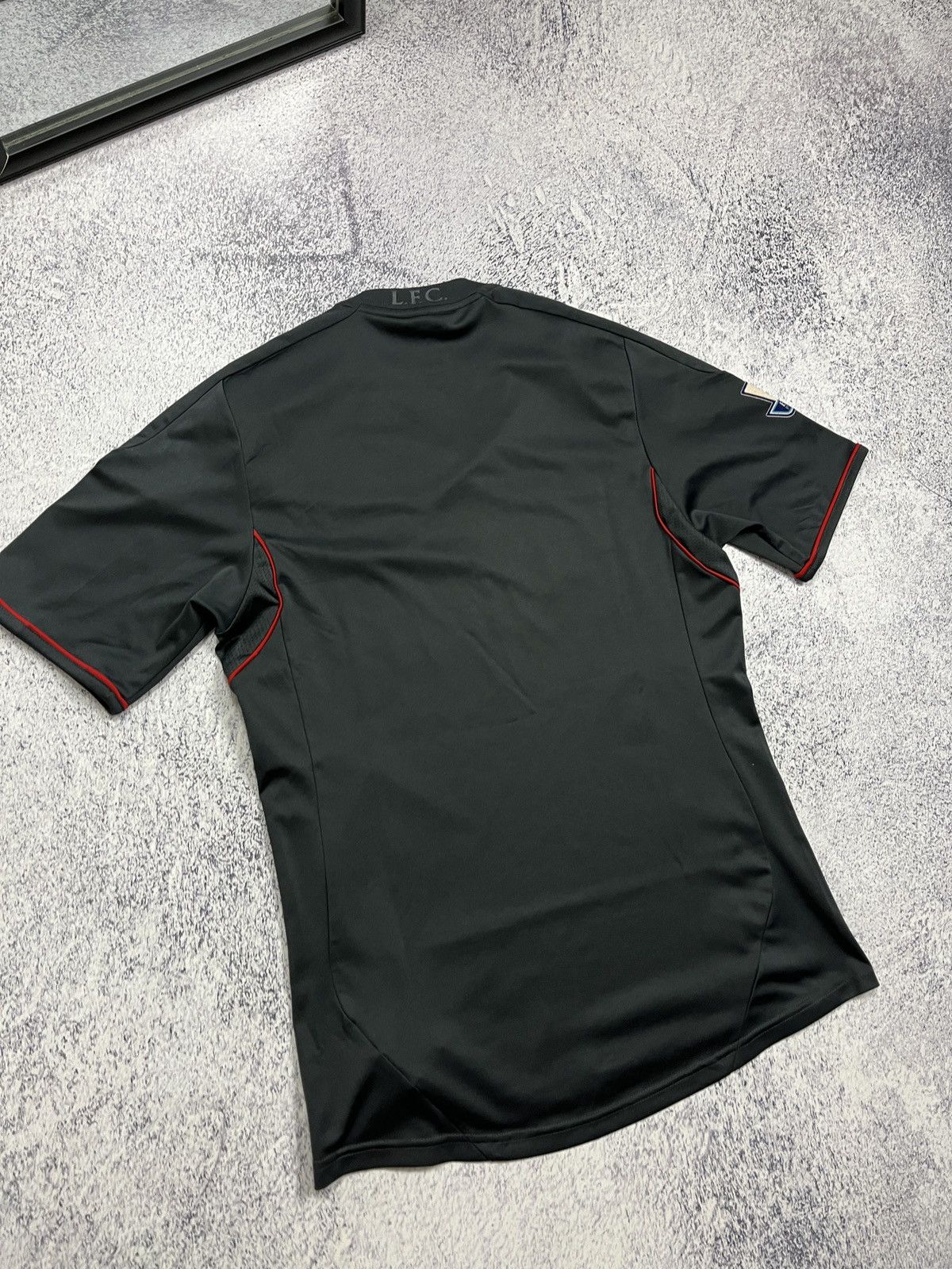 Adidas Adidas Liverpool 2011/12 Away Soccer Jersey Football Shirt Size US S / EU 44-46 / 1 - 19 Thumbnail