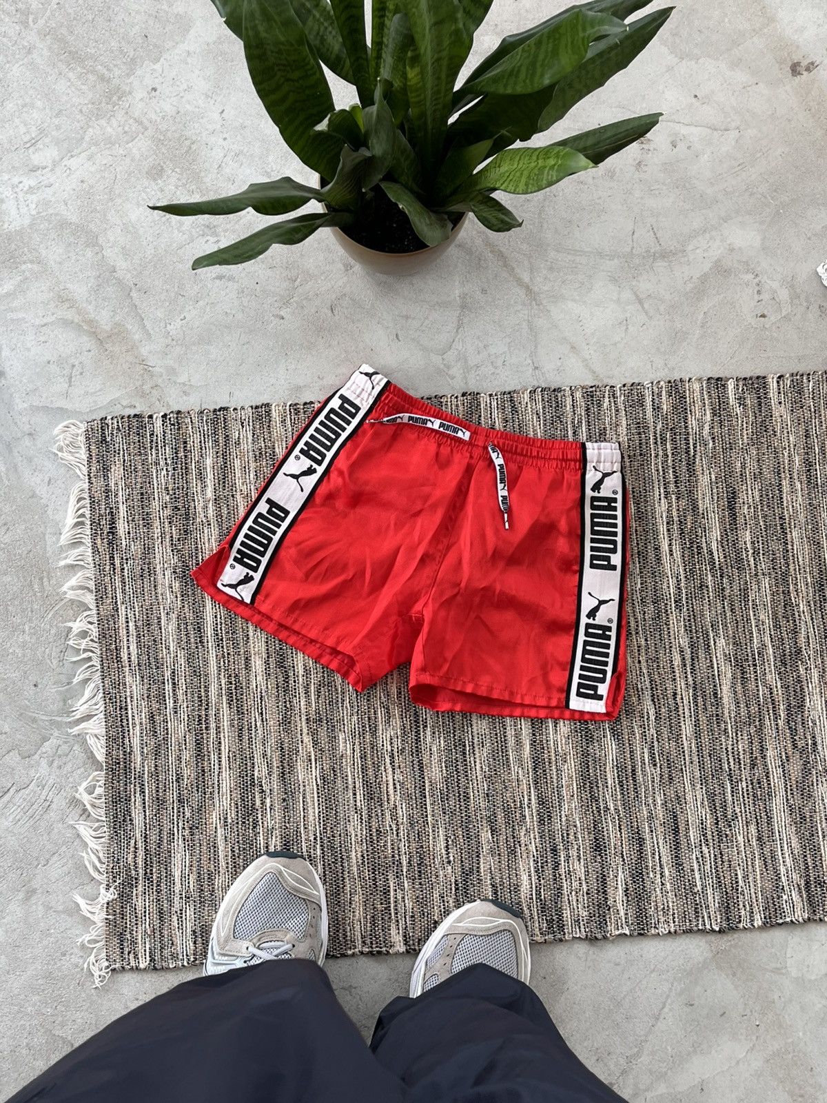 Puma × Vintage 00s Vintage Puma Nylon Short Red Boxer Y2K rare Size 24" / US 00 / IT 34 - 1 Thumbnail