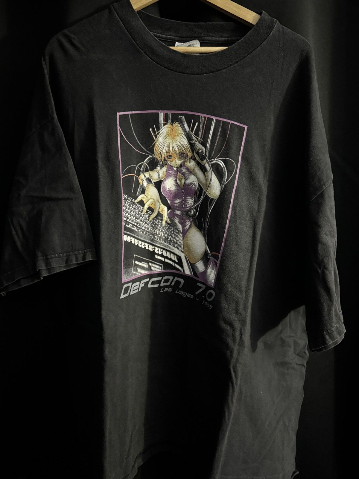 Other Vintage 1997 Las Vegas Defcon Hacker tee Size US XXL / EU 58 / 5 - 1 Thumbnail