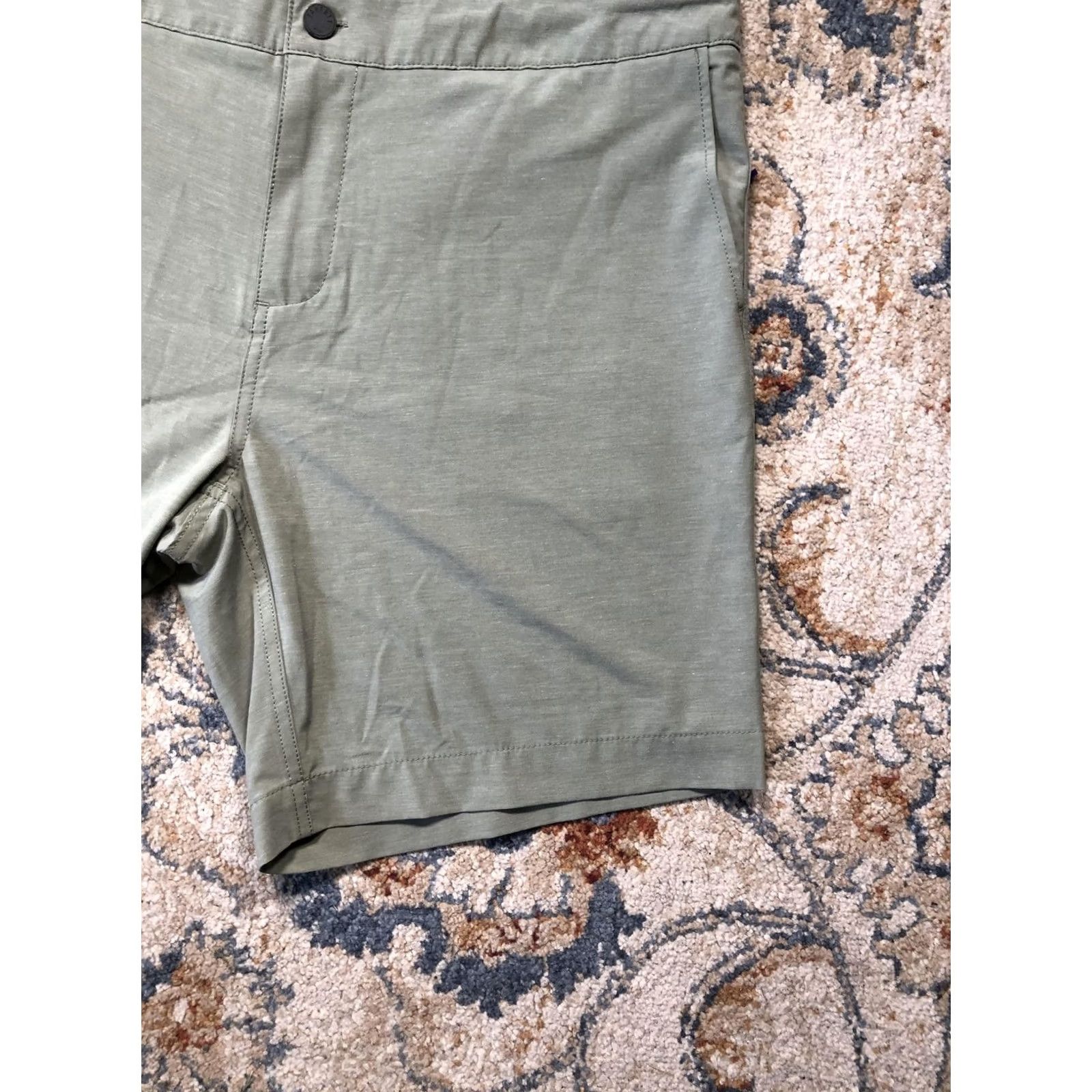 Faherty Faherty Mens All Day Performance Chino Shorts 40 Green Casual Summer Regular Fit with Pockets Lightweight Stretch Slim Back Welt Front Zip Snap Flex Size US 40 / EU 56 - 5 Thumbnail