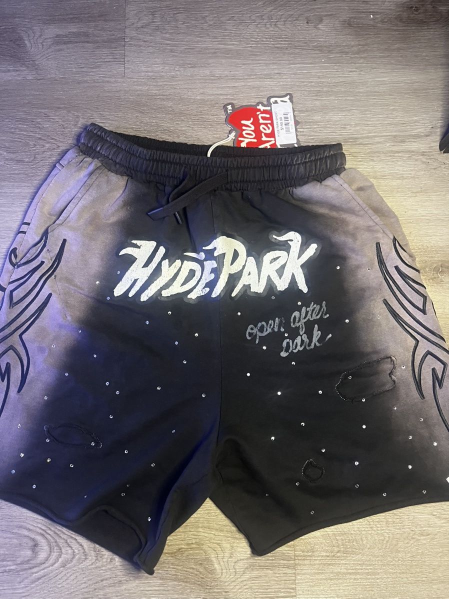Hyde Park Goods Hyde Park “You Aren’t Invited” Shorts Size US 32 / EU 48 - 1 Thumbnail