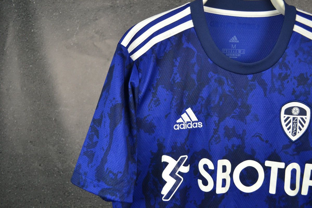 Adidas Leeds United 21/22 Away Football Shirt Adidas Soccer Jersey Size US M / EU 48-50 / 2 - 4 Thumbnail