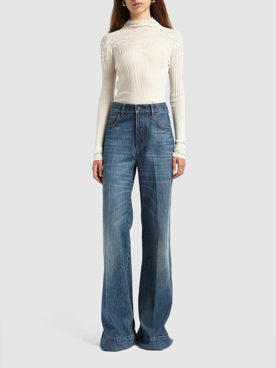 Bottega Veneta o1y0725 Mock Neck Sweater in Ivory Size XS / US 0-2 / IT 36-38 - 4 Thumbnail