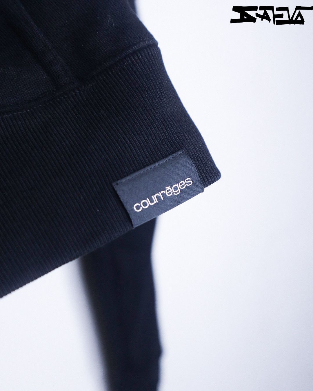 Courreges Courreges Hoodie Size US M / EU 48-50 / 2 - 6 Thumbnail