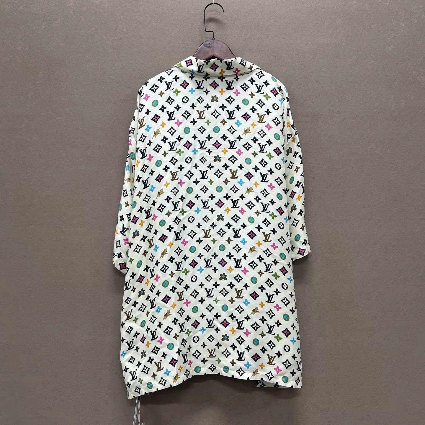 Louis Vuitton Tyler x LV Color Logo Print Short-Sleeve Shirt 5L Size US XXL / EU 58 / 5 - 2 Thumbnail