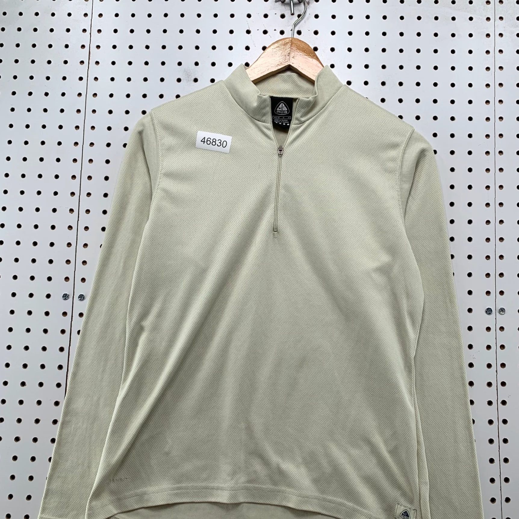 Nike VINTAGE Nike ACG Pullover Women Medium Mock Neck 1/4 Zip Beige Performance Size M / US 6-8 / IT 42-44 - 5 Thumbnail