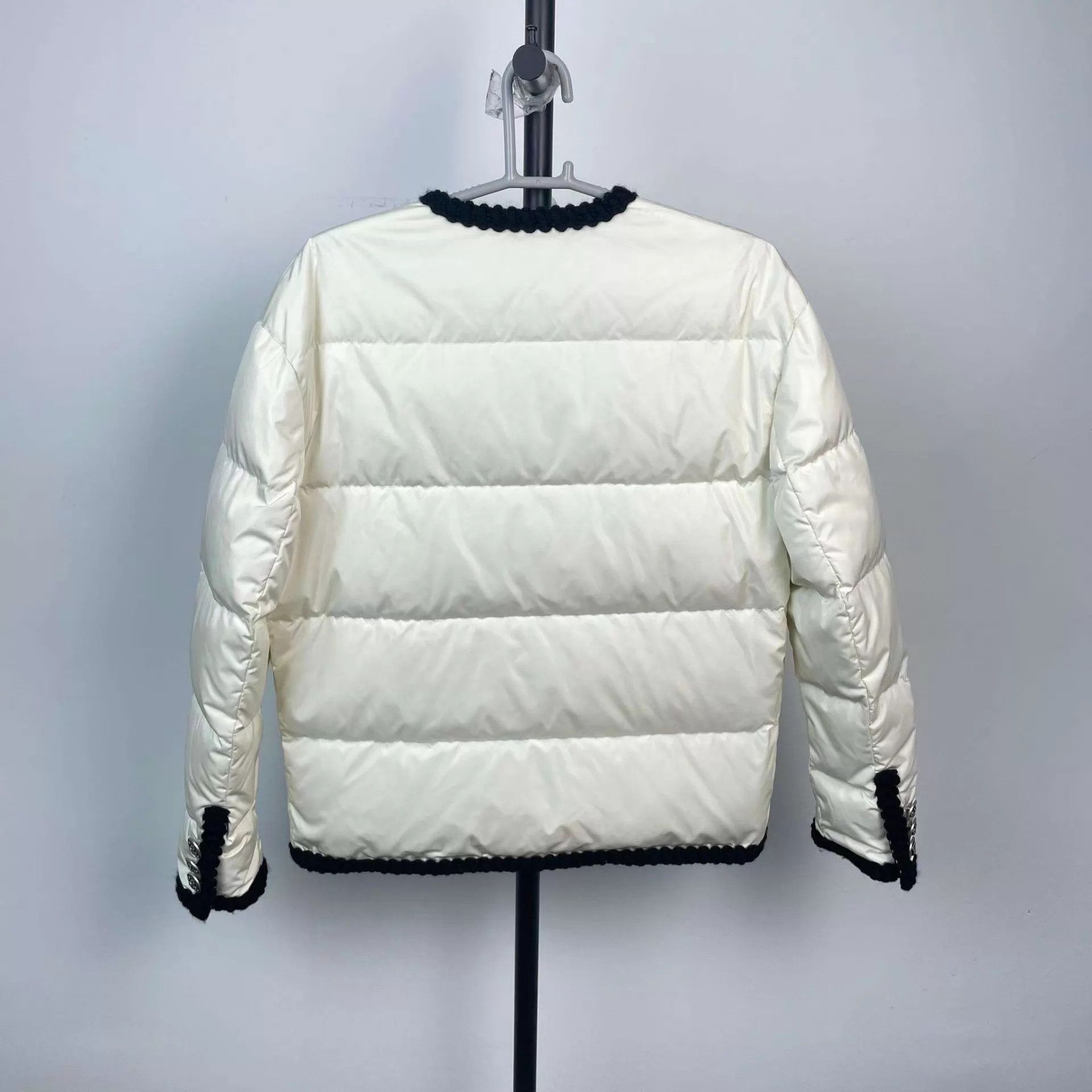 Miu Miu Miu Miu white down jacket size 40 95 new Size S / US 4 / IT 40 - 2 Thumbnail