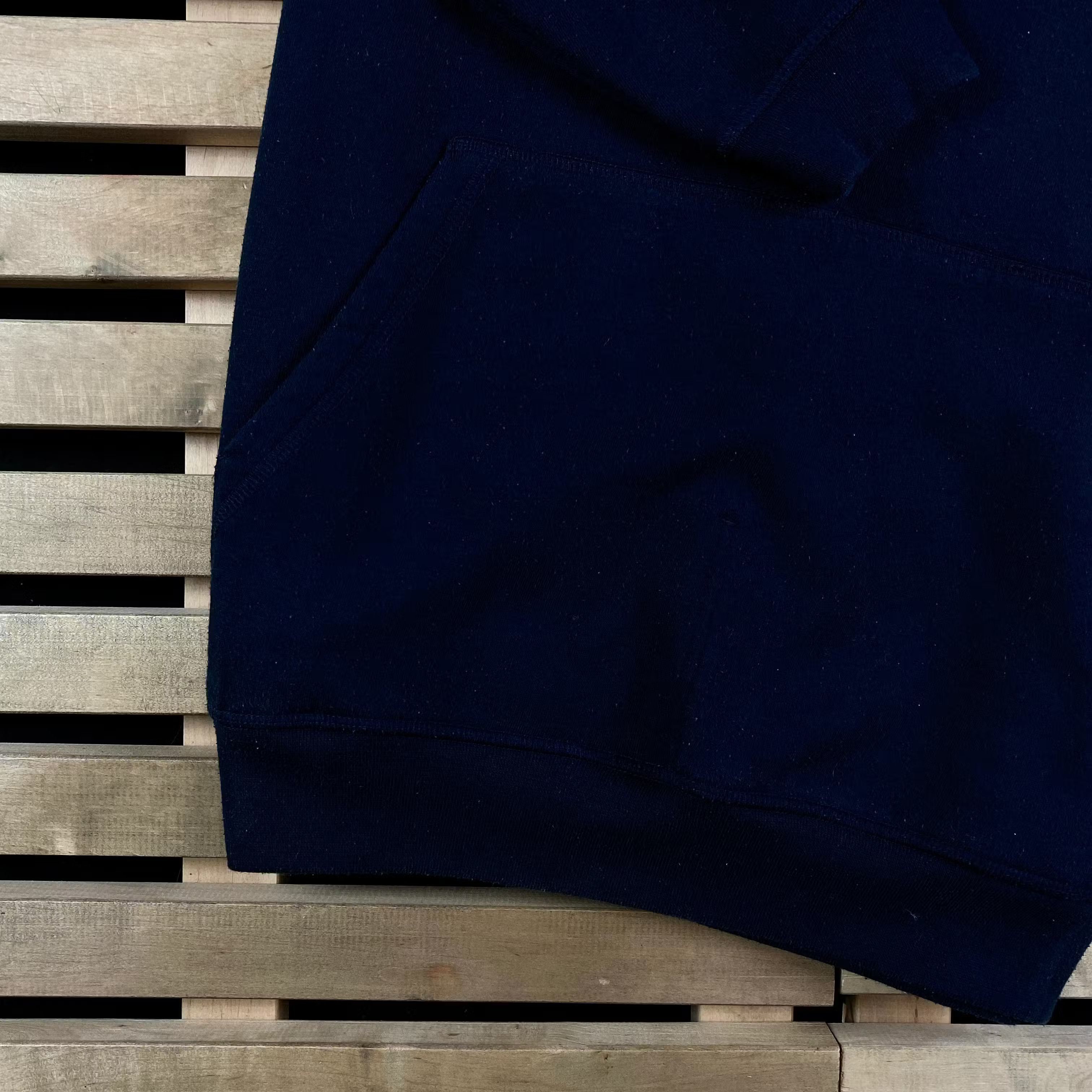 Reebok × Vintage Mens Rare Reebok Vintage Hoodie Size L Size US L / EU 52-54 / 3 - 3 Thumbnail