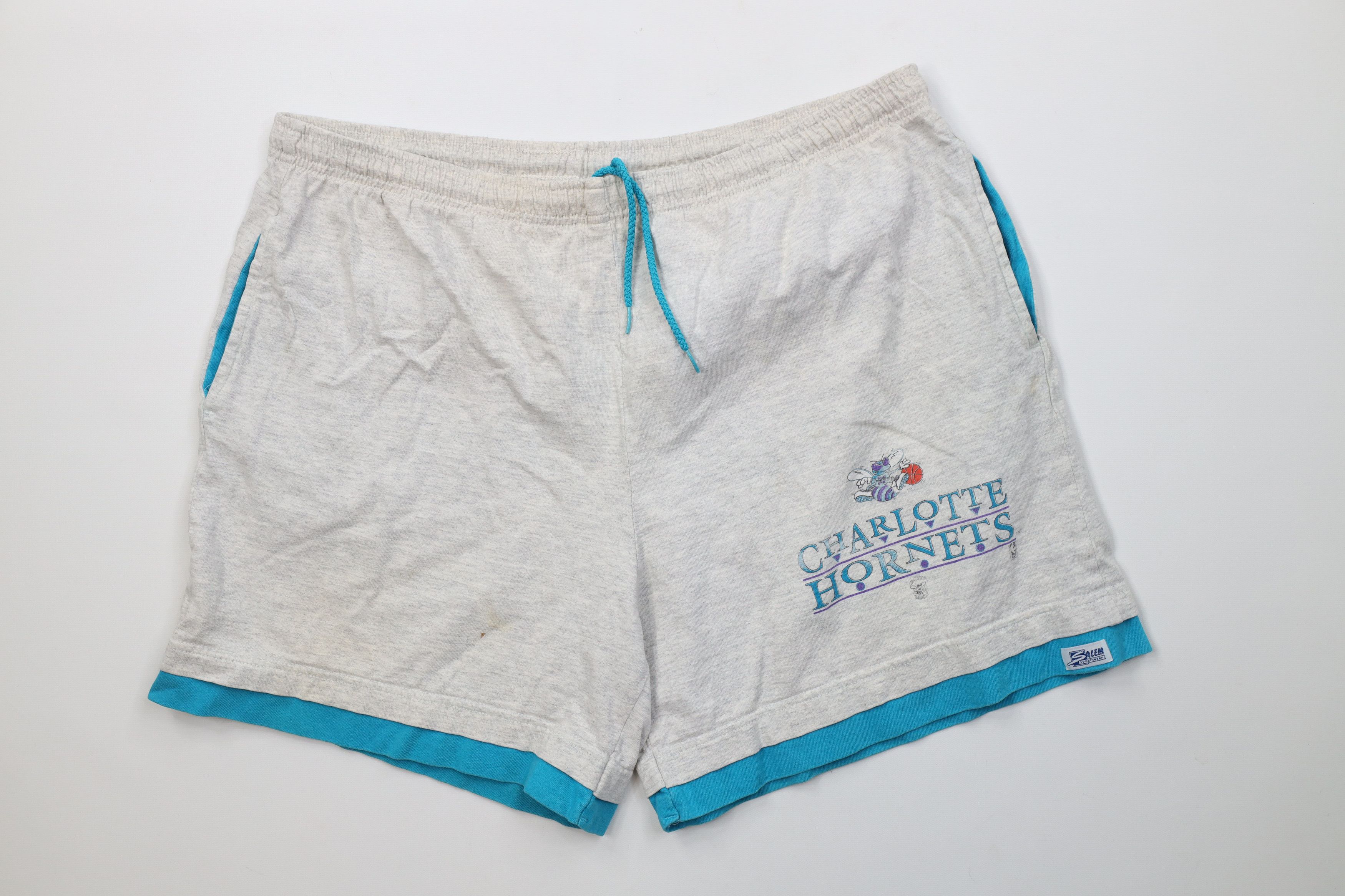 Vintage AS IS Vintage 90s Basketball Above Knee Shorts Gray USA Size US 36 / EU 52 - 1 Thumbnail