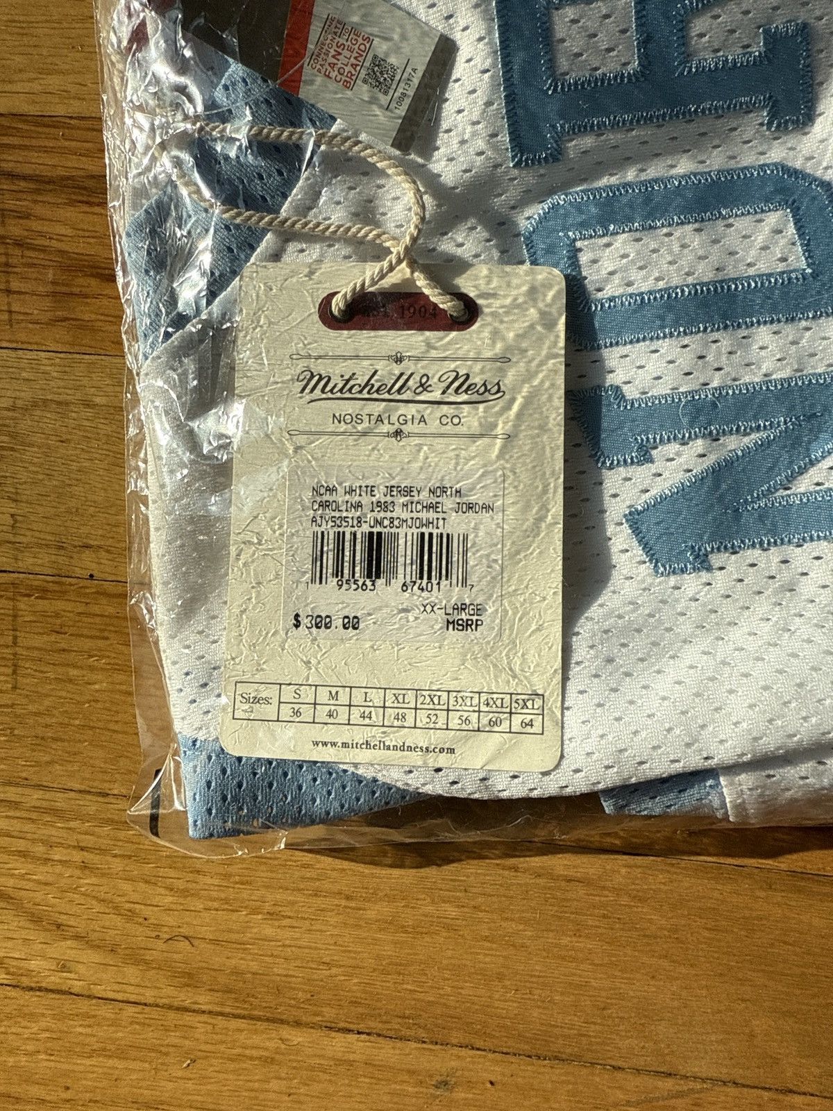 Mitchell & Ness Mitchell & Ness Authentic 1983-84 UNC Jordan Jersey Size US XXL / EU 58 / 5 - 3 Thumbnail