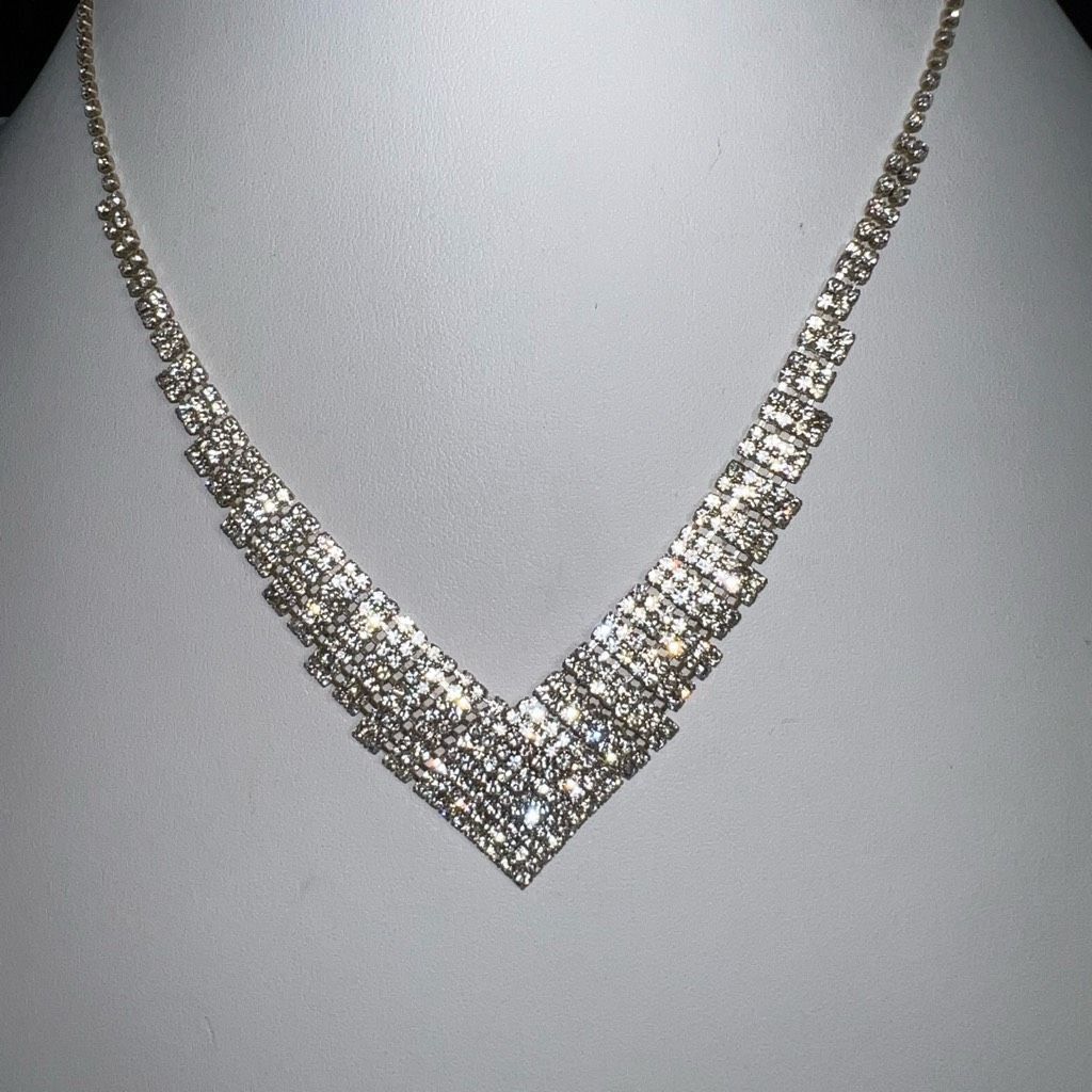 Vintage Vintage 80s Prong Set Rhinestone V Necklace (see pics and de Size ONE SIZE - 2 Thumbnail