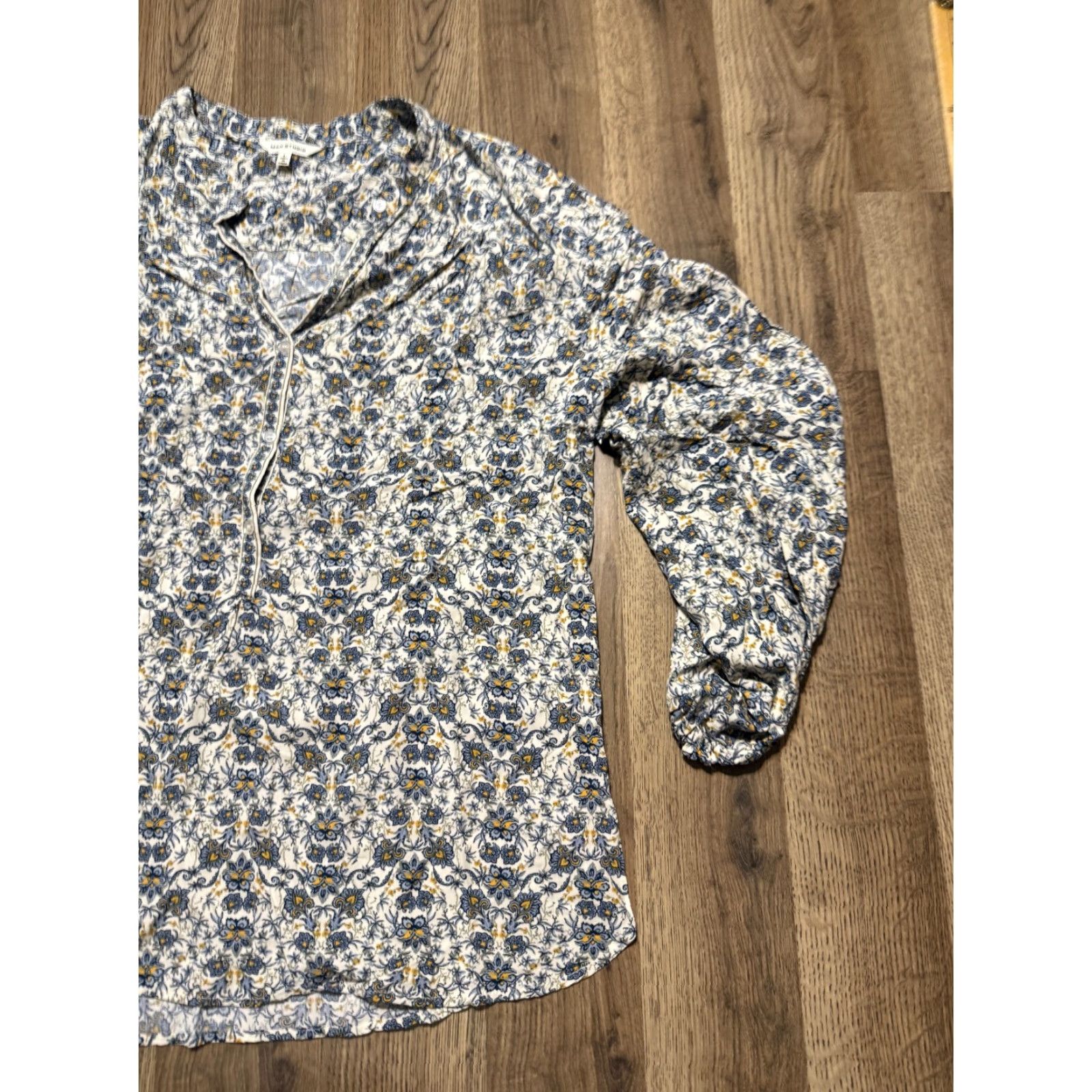 Vintage Max Studio Blouse Women's Large Blue Green Orange White Floral V-Neck Blouse Casual Women Modern Seasonal Size L / US 10 / IT 46 - 4 Thumbnail