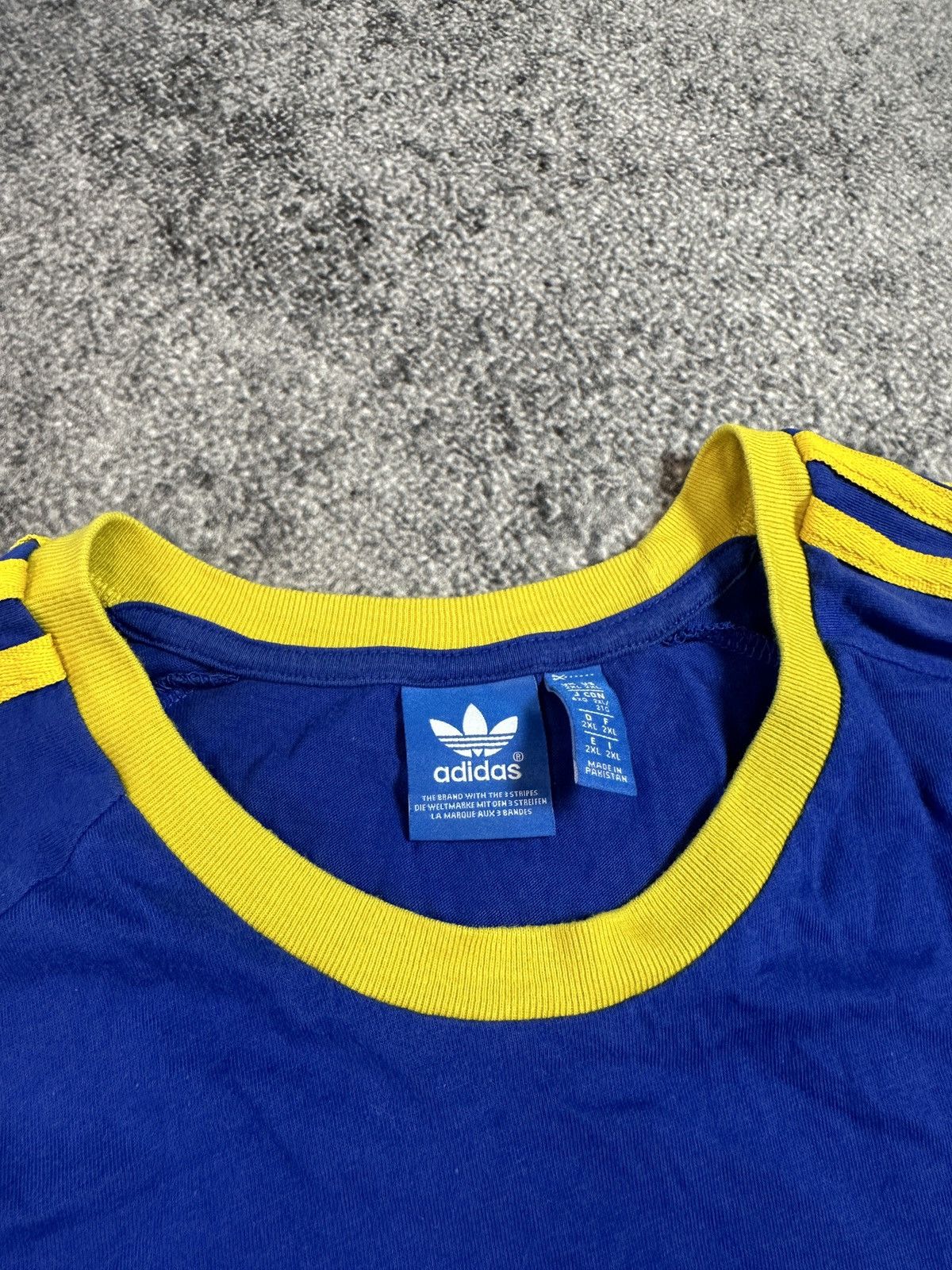 Adidas × Vintage Y2K Vintage Adidas T-shirt Streetwear Rare Casual Logo USA Size US XXL / EU 58 / 5 - 3 Thumbnail