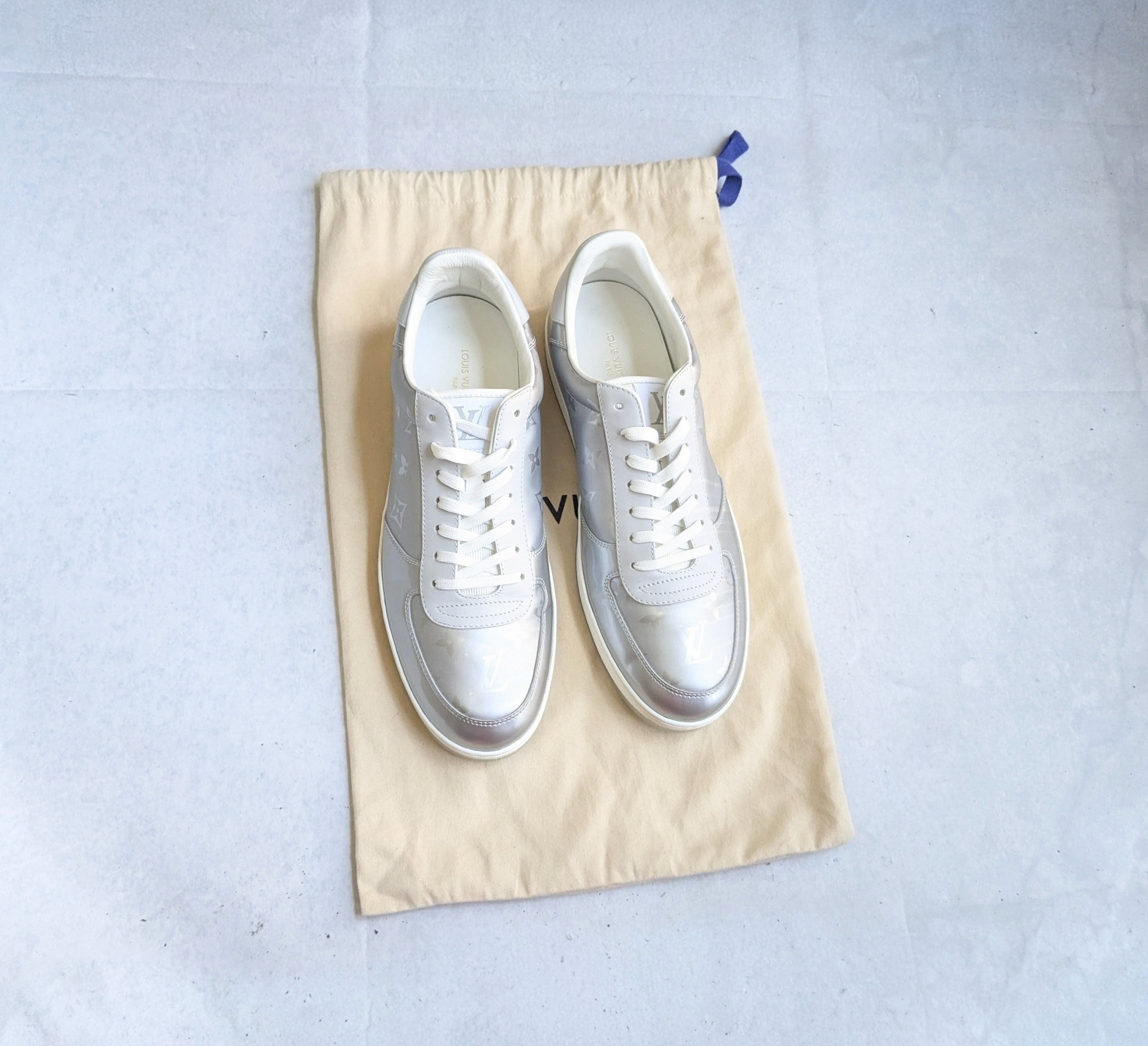 Louis Vuitton Louis Vuitton Monogram Sneakers Silver 10.5 Leather Size US 10.5 / EU 43-44 - 2 Thumbnail