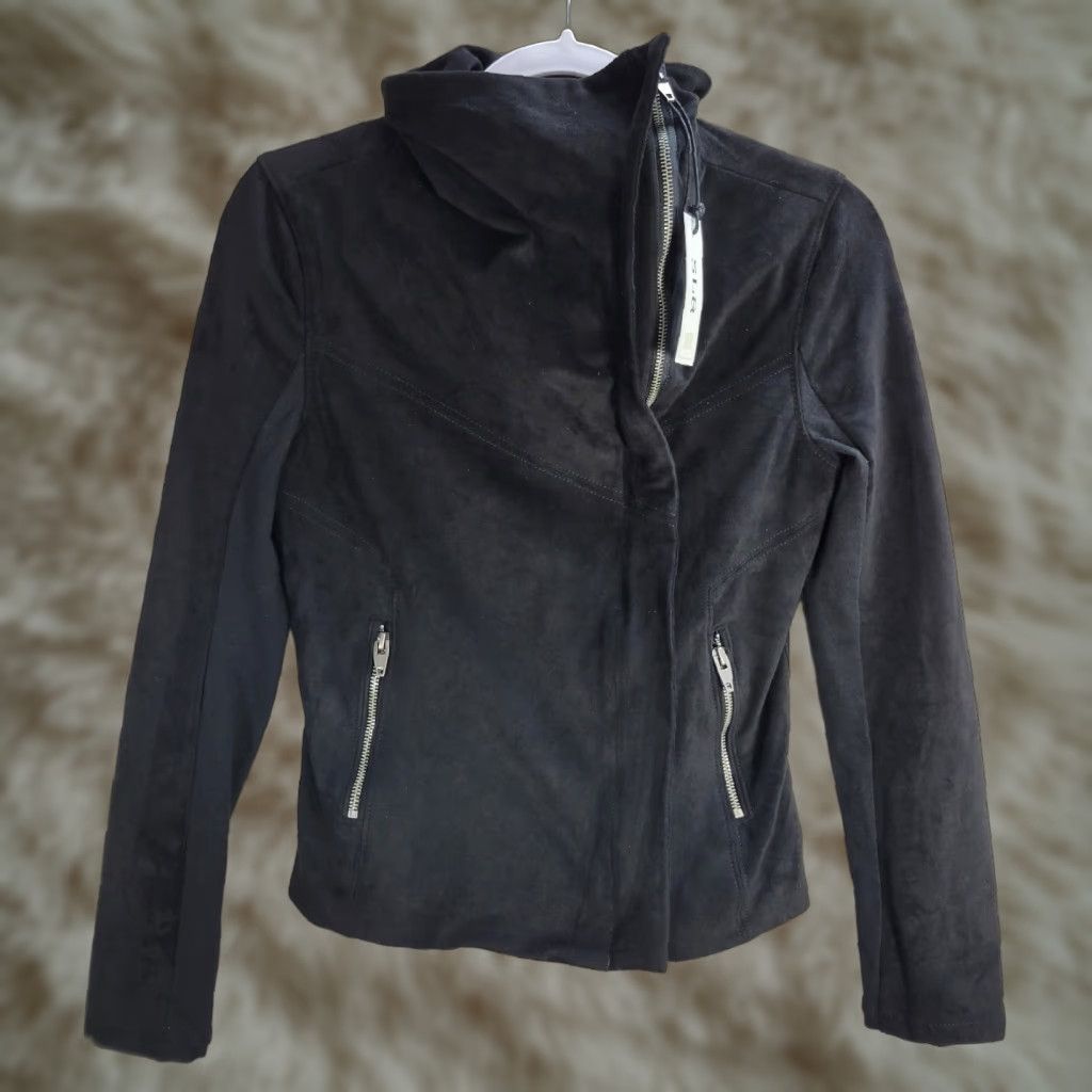 Vintage VINTAGE SL8 Women's Jacket Motorcycle Black XS Lined Faux Suede Zip Up Cowl Neck NWT Womens Size XS / US 0-2 / IT 36-38 - 1 Thumbnail