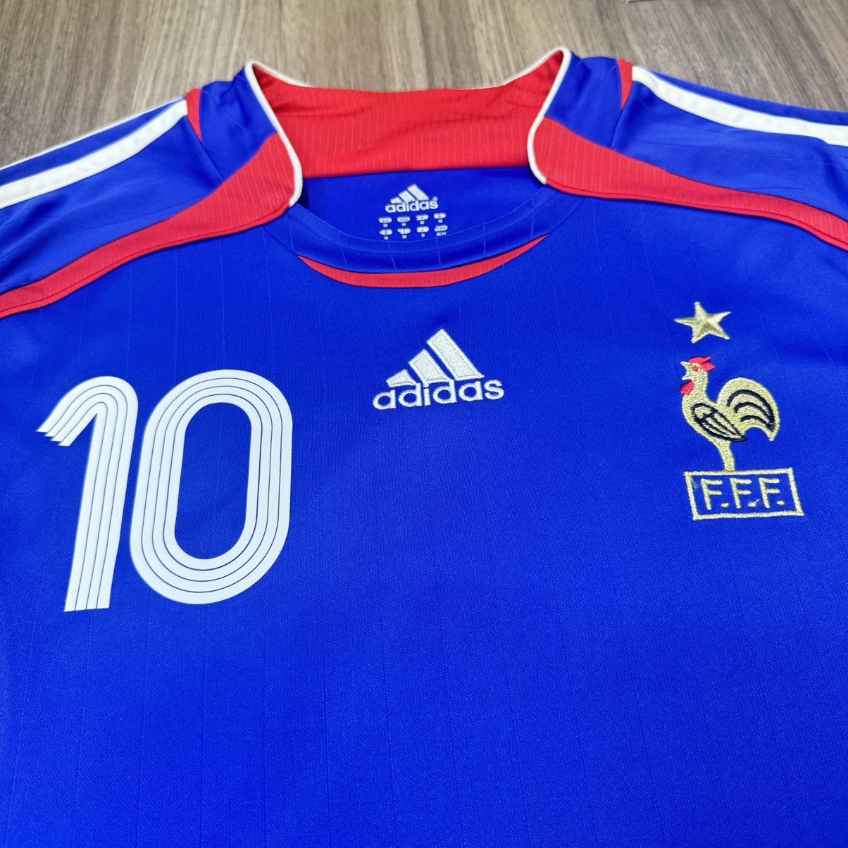 Adidas France WC2006 home shirt #10 Zidane Size US M / EU 48-50 / 2 - 3 Thumbnail