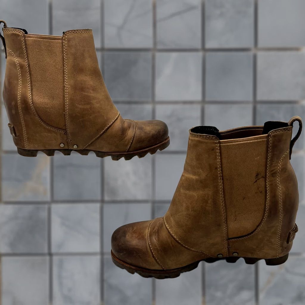 SOREL VINTAGE? (no) Sorel Boots Womens 6.5 Brown Leather Wedge Ankle Bootie Women's Bootie Brown Leather Wedge 6.5 Sorel Boots Womens Ankle Bootie Size US 7 / IT 37 - 1 Thumbnail