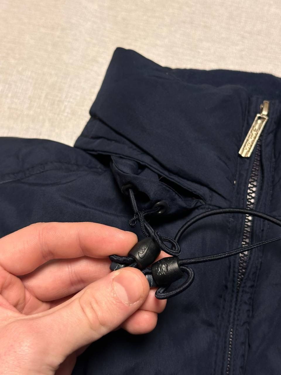 Nike Vintage Nike 2000s Navy Down Puffer Vest with Packable Hood Size US S / EU 44-46 / 1 - 16 Thumbnail