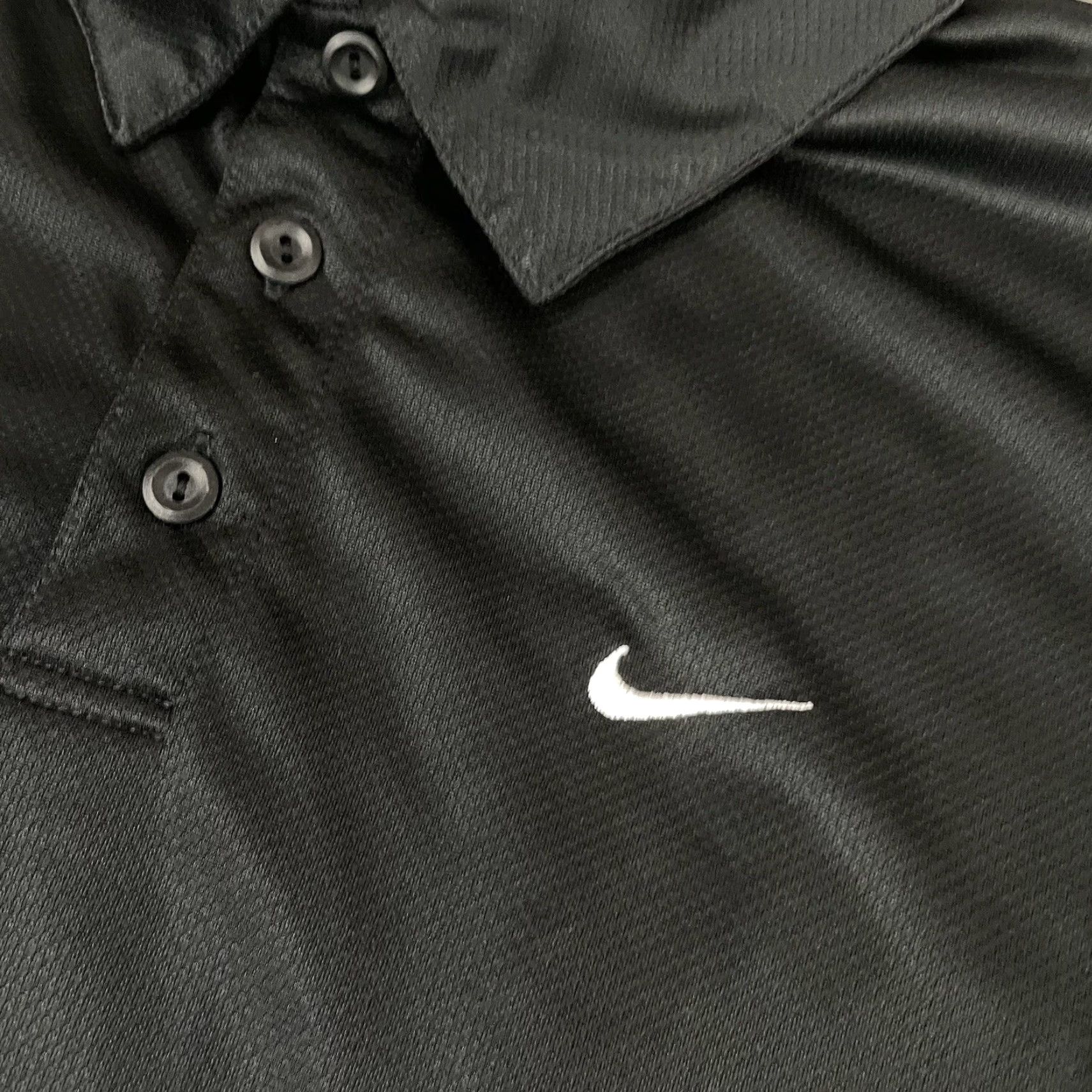 Nike VINTAGE Nike Shirt Mens L Black Embroidered 100% Polyester Active Casual Polo Rugby Accessories? Size US L / EU 52-54 / 3 - 3 Thumbnail
