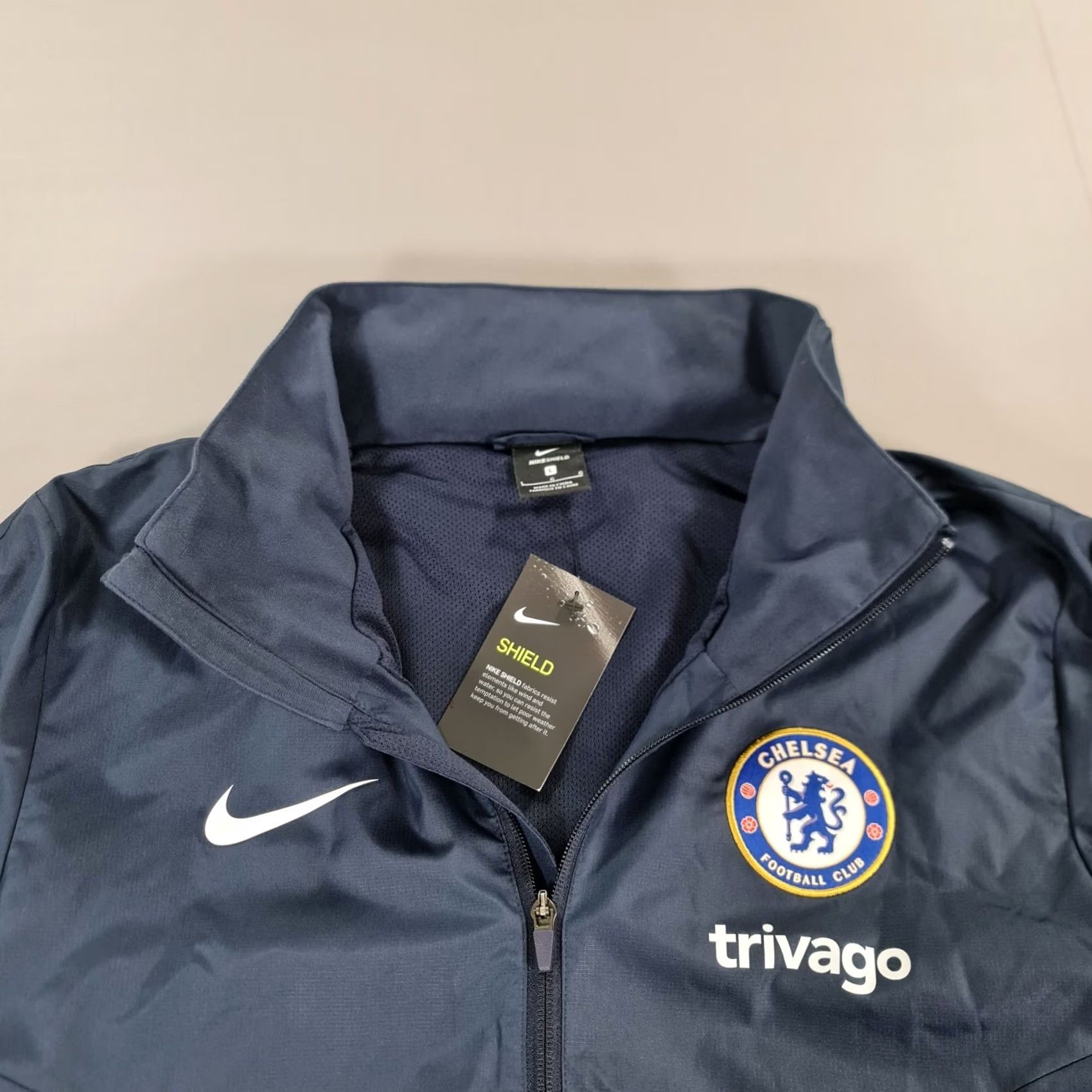 Nike Nike Chelsea FC Mens Jacket Blue Large Academy 18 Rain Shield 893796 451 Size US L / EU 52-54 / 3 - 2 Thumbnail