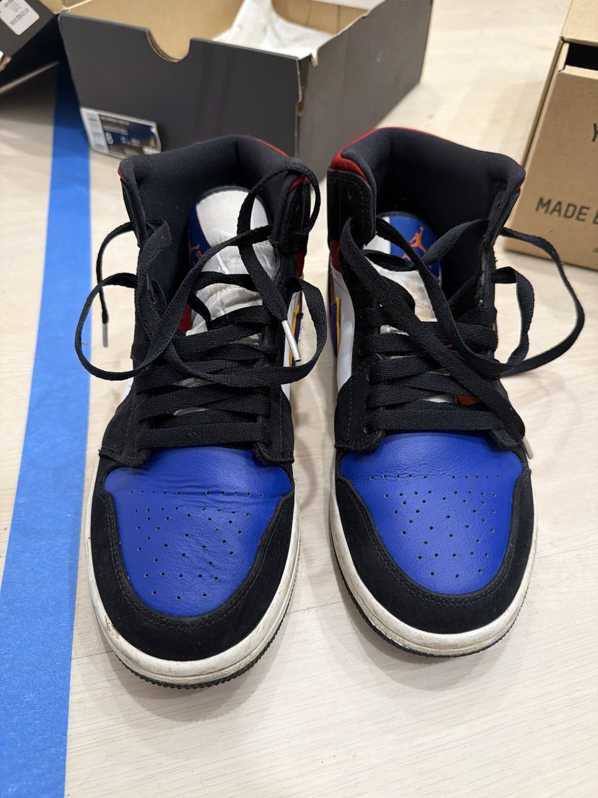 Jordan Brand Air Jordan 1 Mid SE Size US 8 / EU 41 - 6 Thumbnail