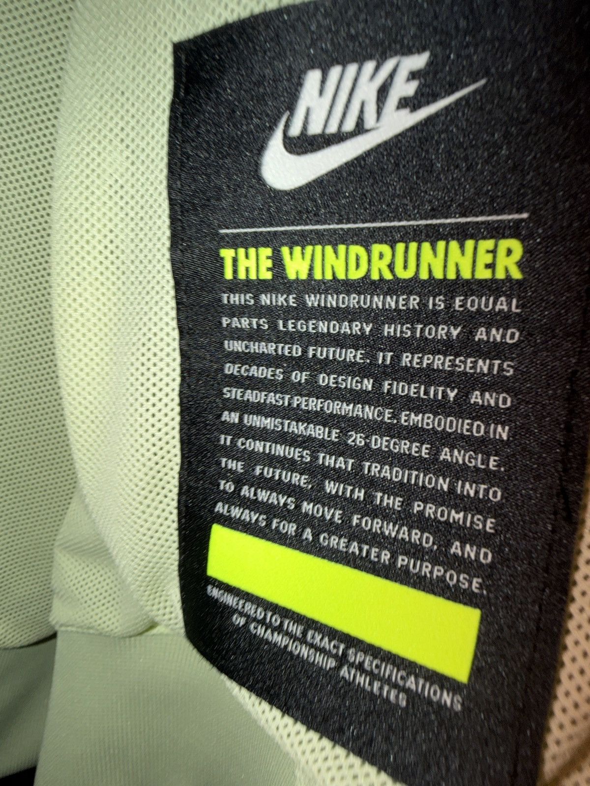 Nike Nike neon windbreaker Size US M / EU 48-50 / 2 - 3 Thumbnail