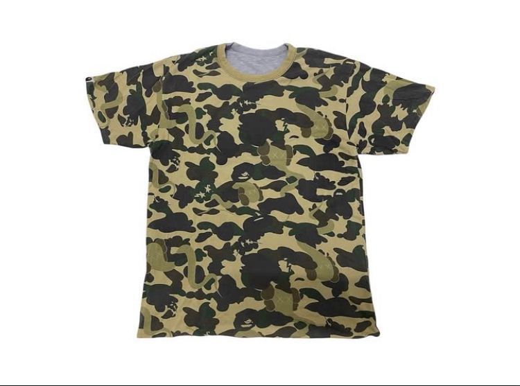 Bape × Kaws BAPE x KAWS REVERSIBLE 1st CAMO Size US L / EU 52-54 / 3 - 1 Thumbnail