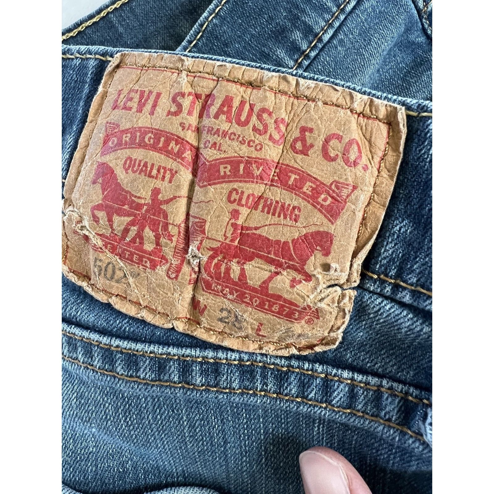 Levi's Levi’s 502 Blue Denim Jeans Size 28x28 Medium Wash Size US 28 / EU 44 - 3 Thumbnail