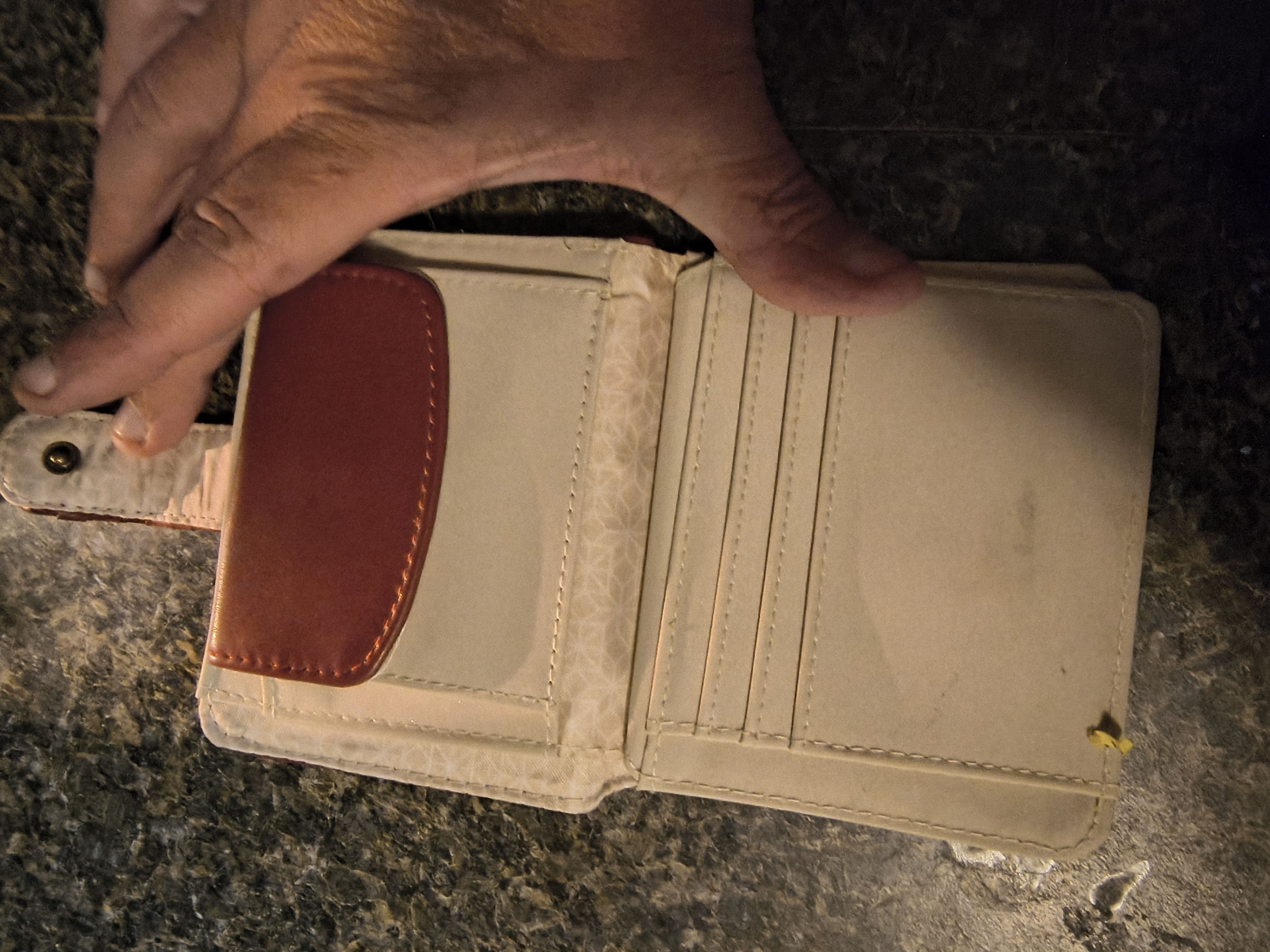 Other Time and Tru women's wallet Size ONE SIZE - 4 Thumbnail