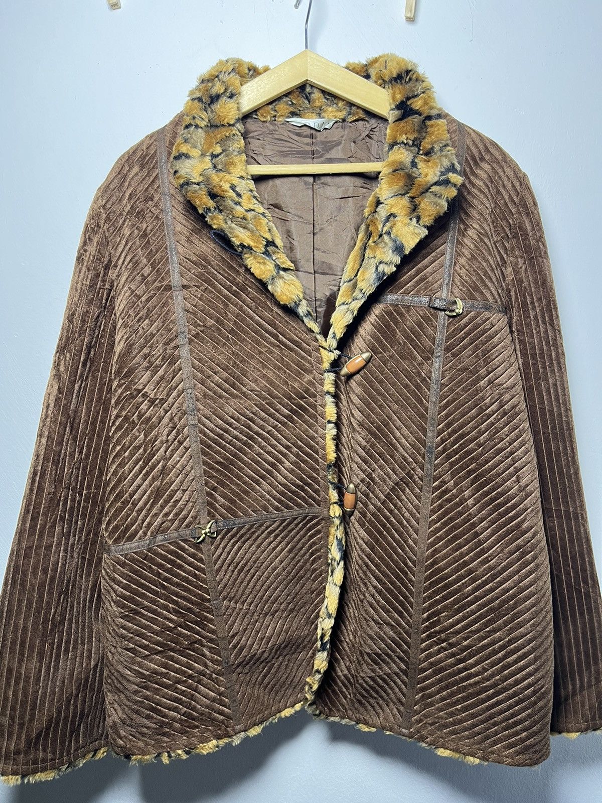 Japanese Brand Jacket leopard like guilty parties Size US L / EU 52-54 / 3 - 1 Thumbnail