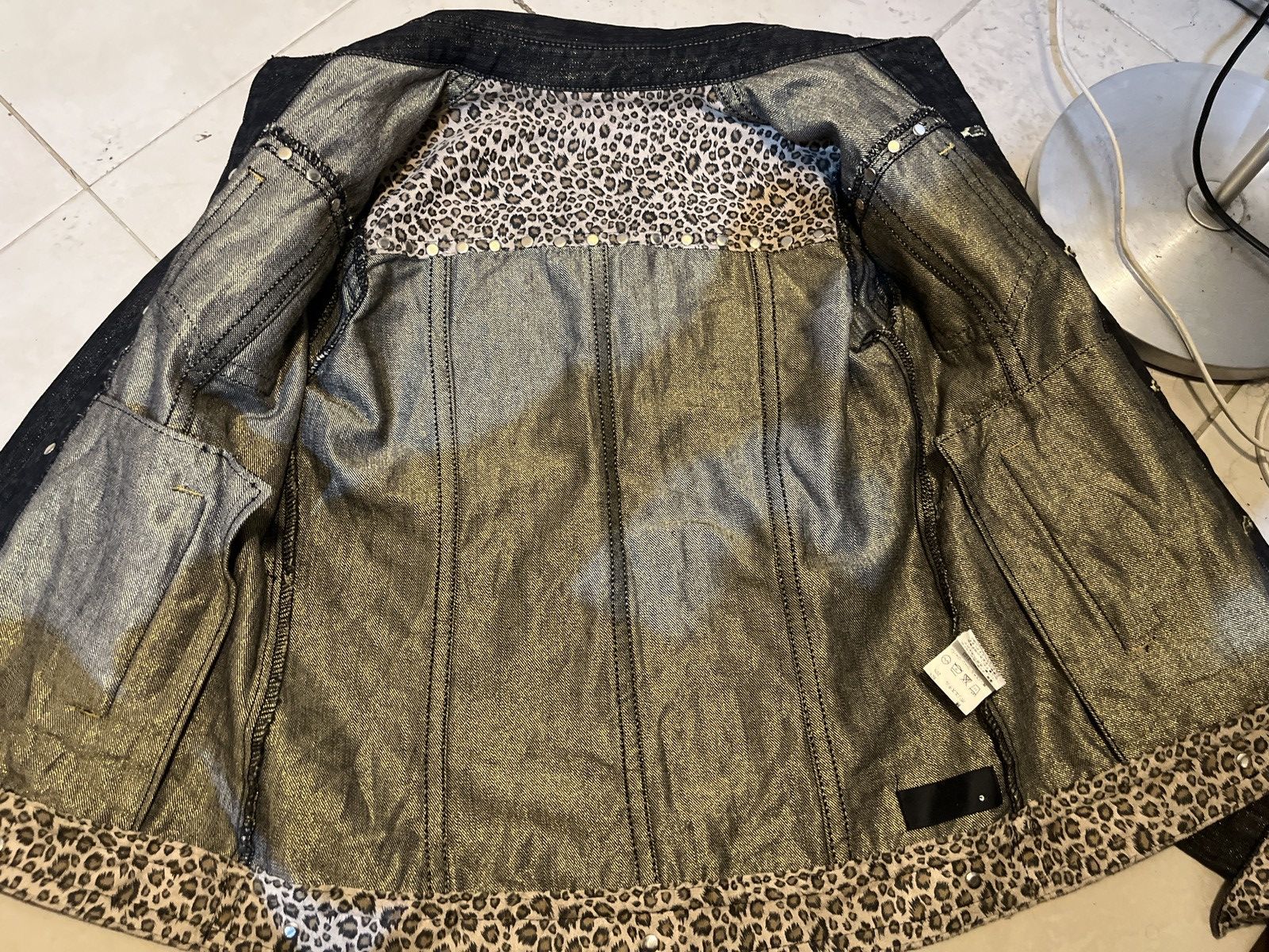 Vintage Japanese Leopard Black gold shimmers denim jacket - size M Size US M / EU 48-50 / 2 - 5 Thumbnail