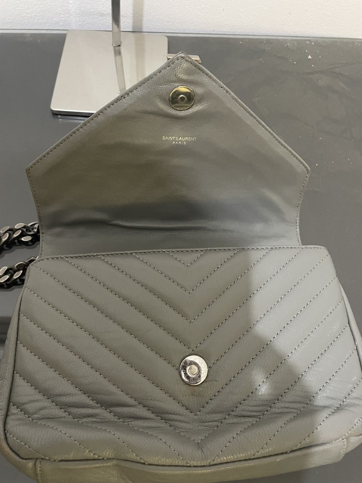 Saint Laurent Paris Saint Laurent College Chevron Leather Bag Size ONE SIZE - 5 Thumbnail