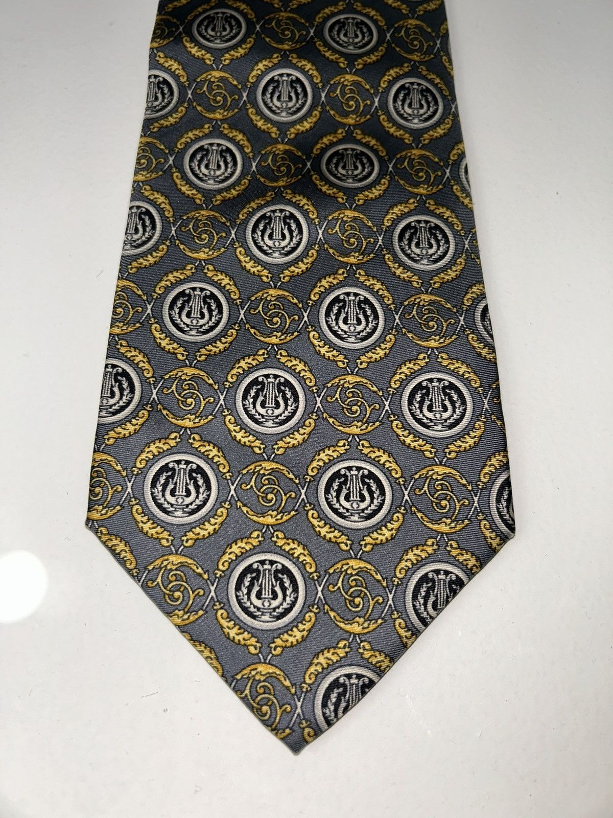 Fendi Vintage Fendi Gray & Gold Patterned Men's Silk Tie Size ONE SIZE - 3 Thumbnail
