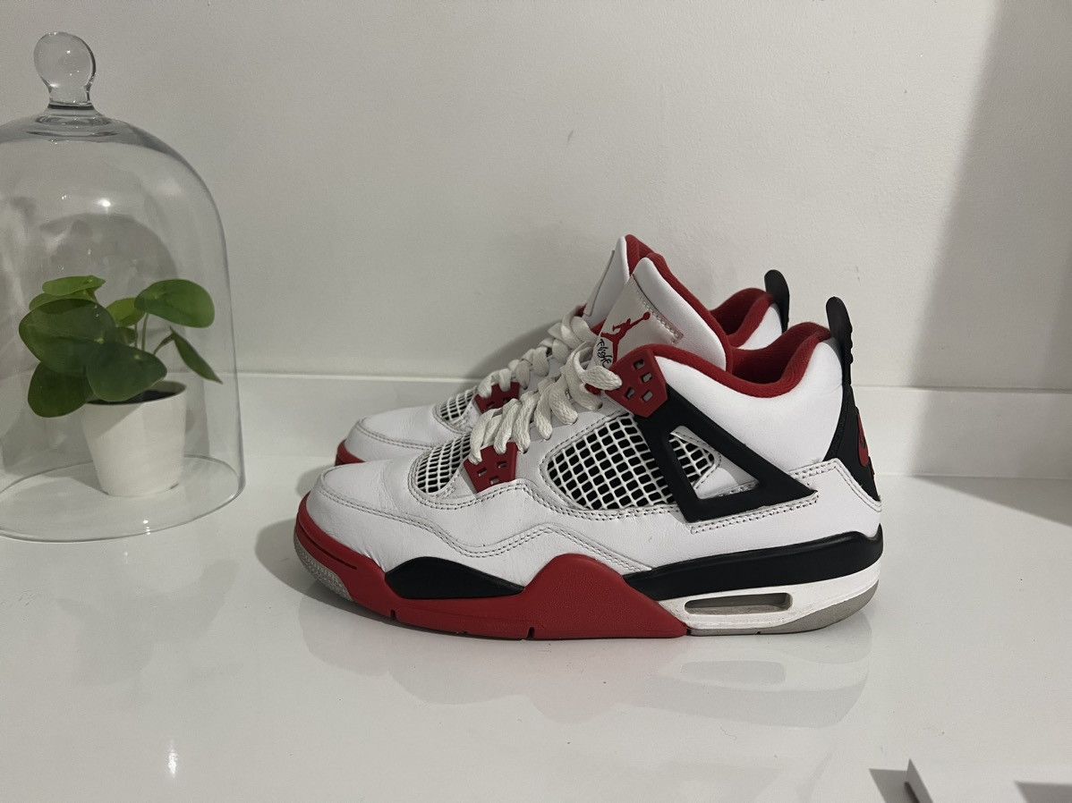 Jordan Brand fire red 4s Size US 6 / EU 39 - 4 Thumbnail