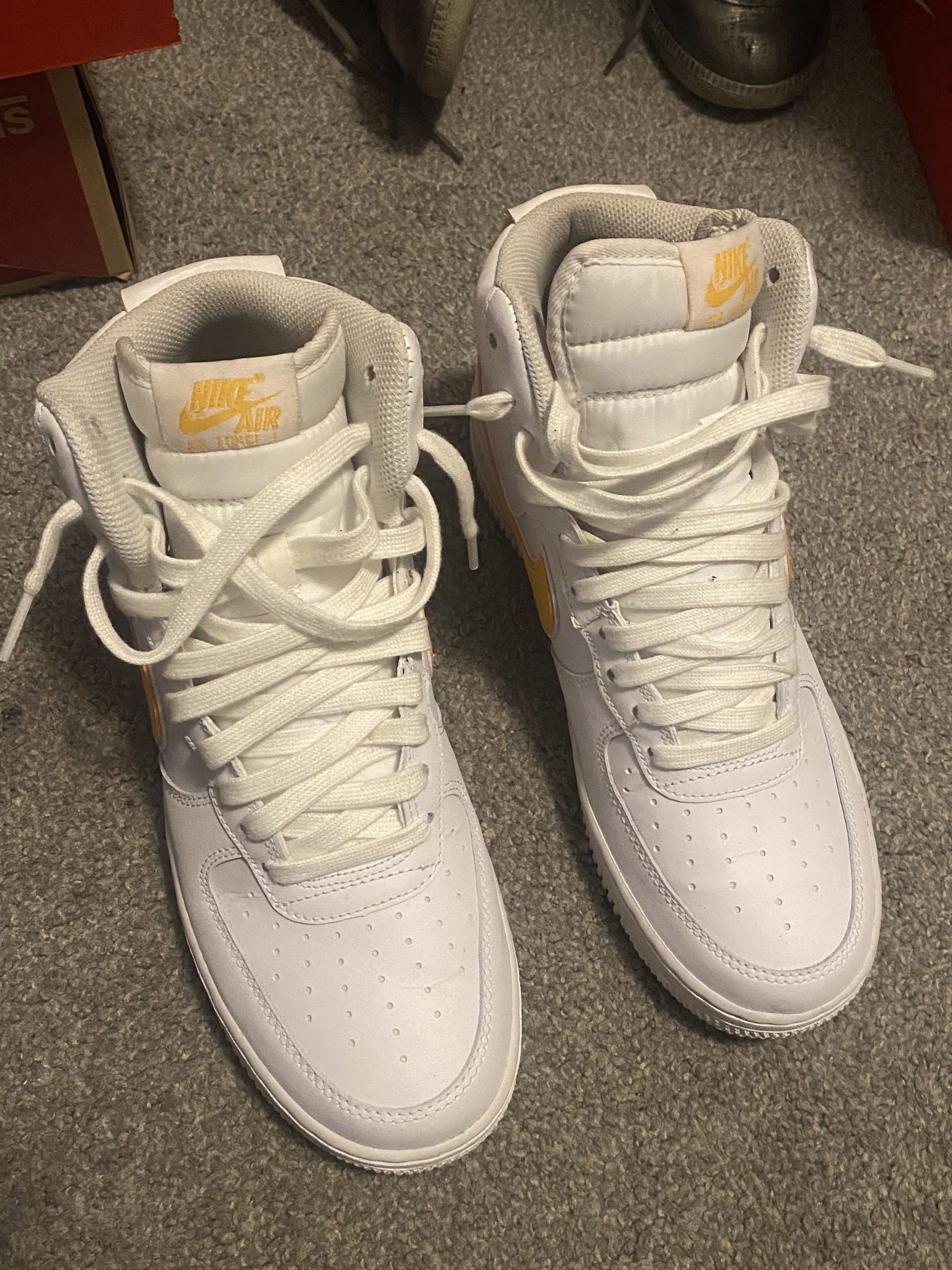Nike Air Force 1 Size US 8 / EU 41 - 2 Thumbnail