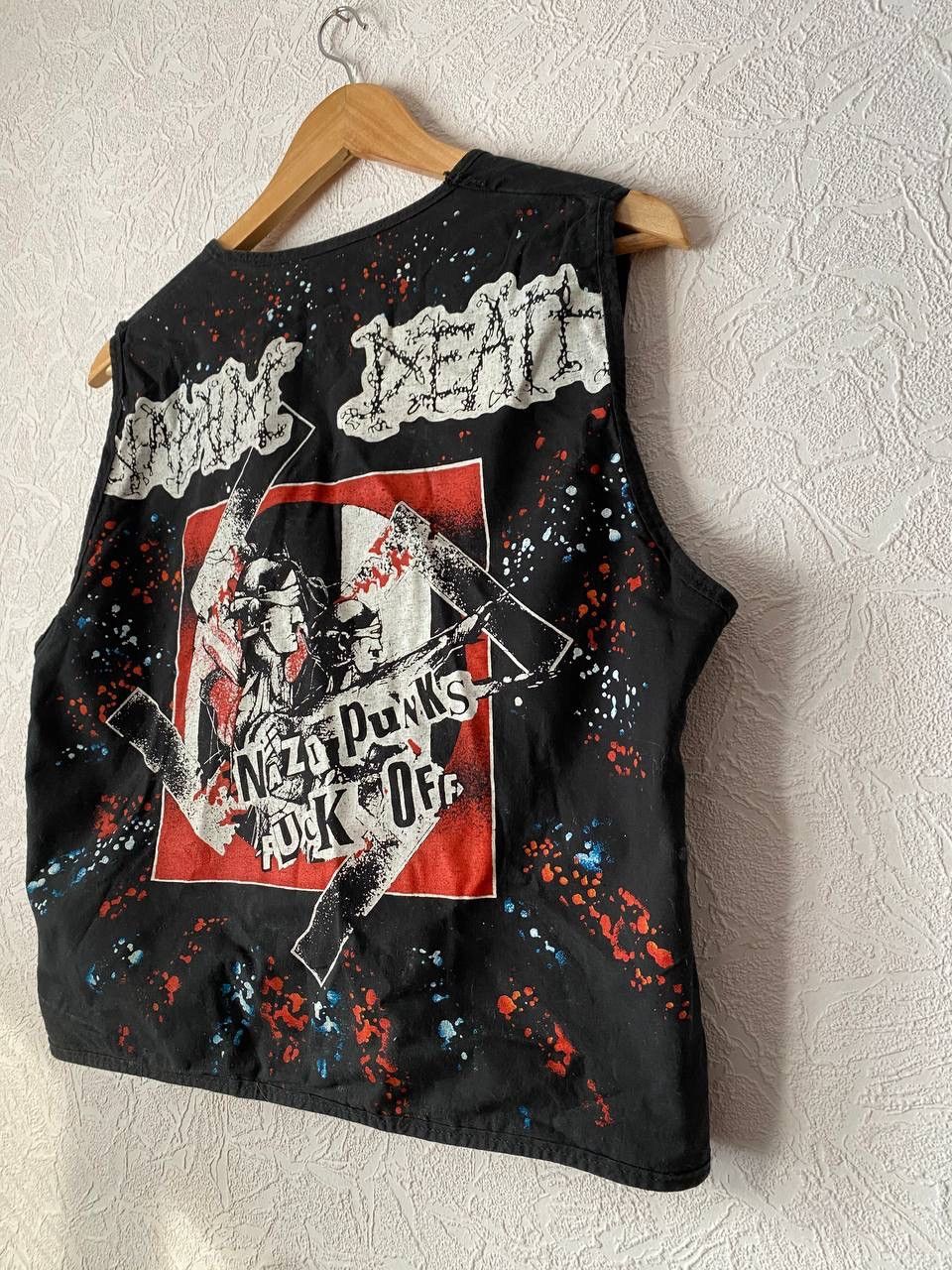 Band Tees Napalm Death Nazi Punks Fuck Off vintage vest 1994 euro tour Size US XL / EU 56 / 4 - 4 Thumbnail