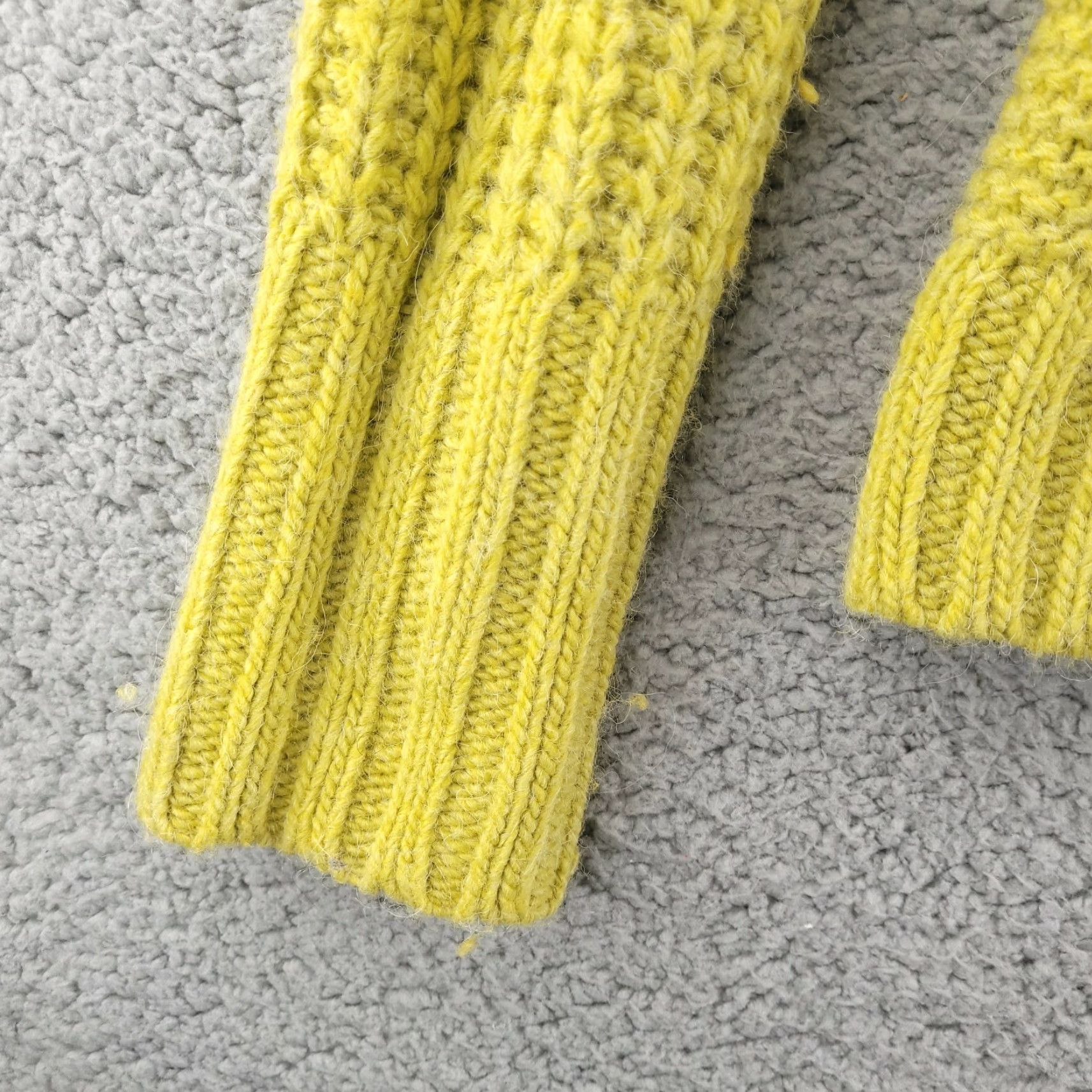 Banana Republic Banana Republic Womens Sweater Turtleneck Small Yellow Wool Blend Yarn Alpaca Size S / US 4 / IT 40 - 4 Thumbnail