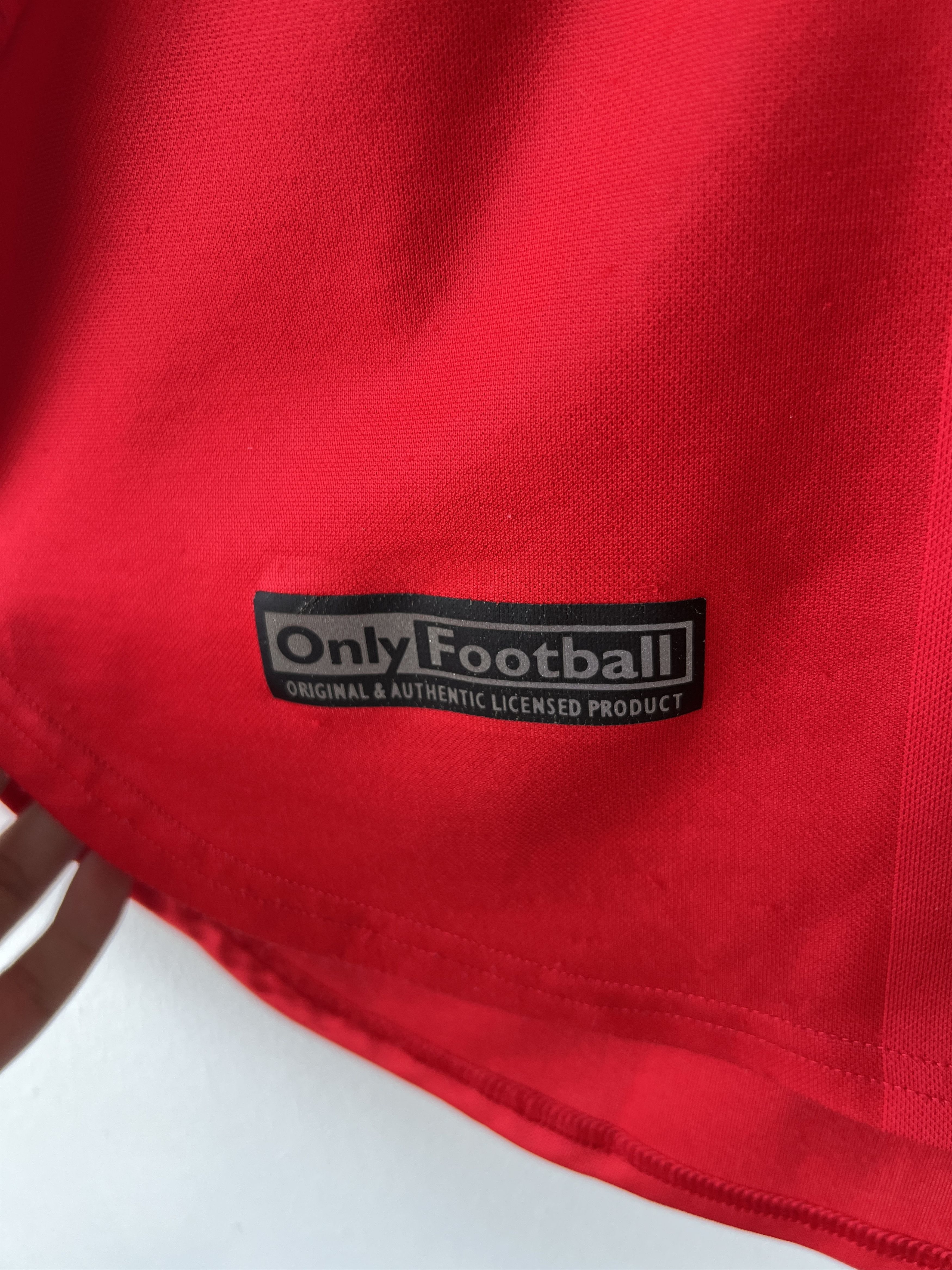 Umbro (L) Manchester United 1999-00 Home CL Winners Kit Beckham #7 Size US L / EU 52-54 / 3 - 8 Thumbnail