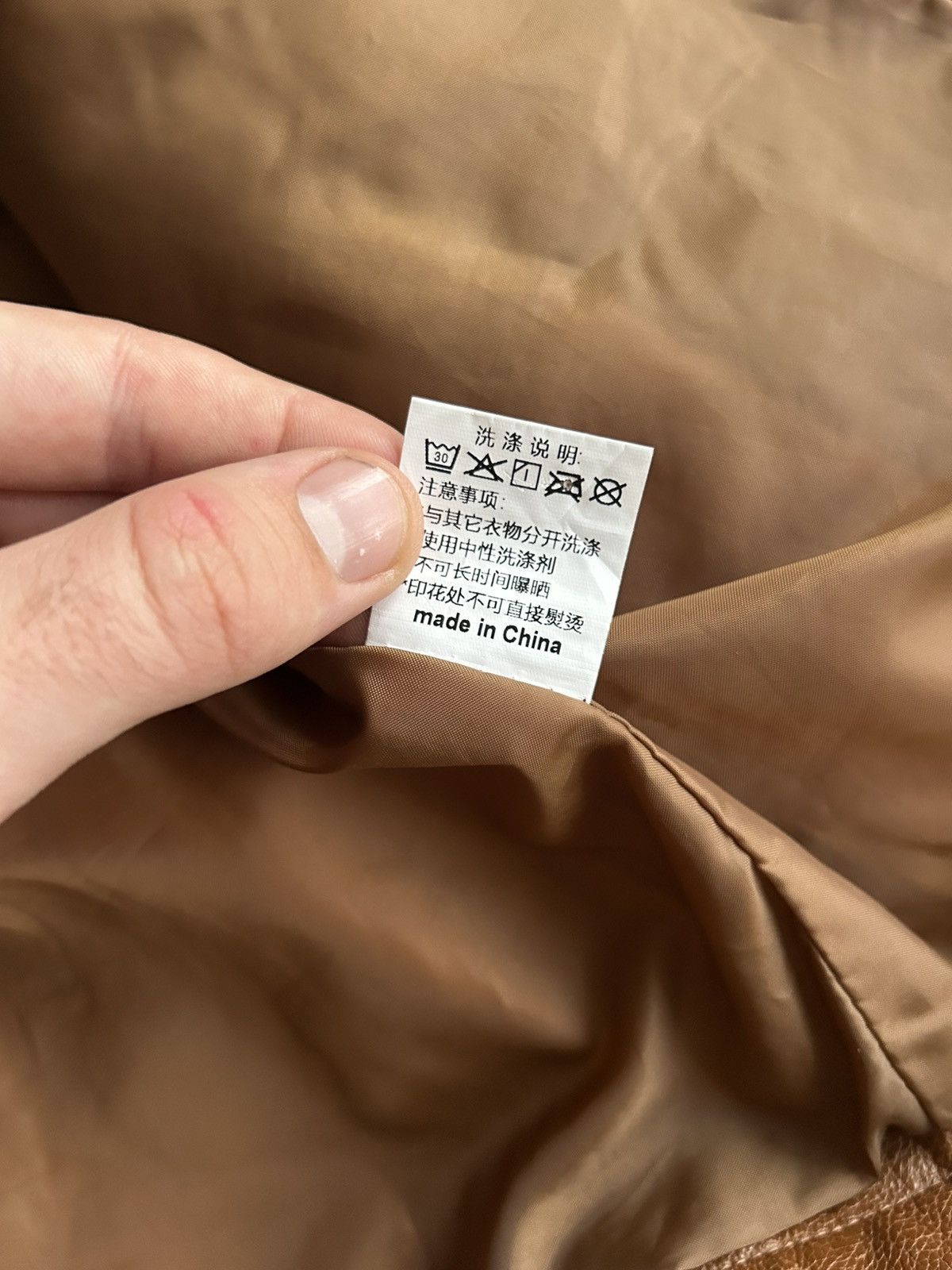 Leather Vintage Leather Bomber Jacket Japanese Vibe Solid Style Sz L Size L / US 10 / IT 46 - 11 Thumbnail