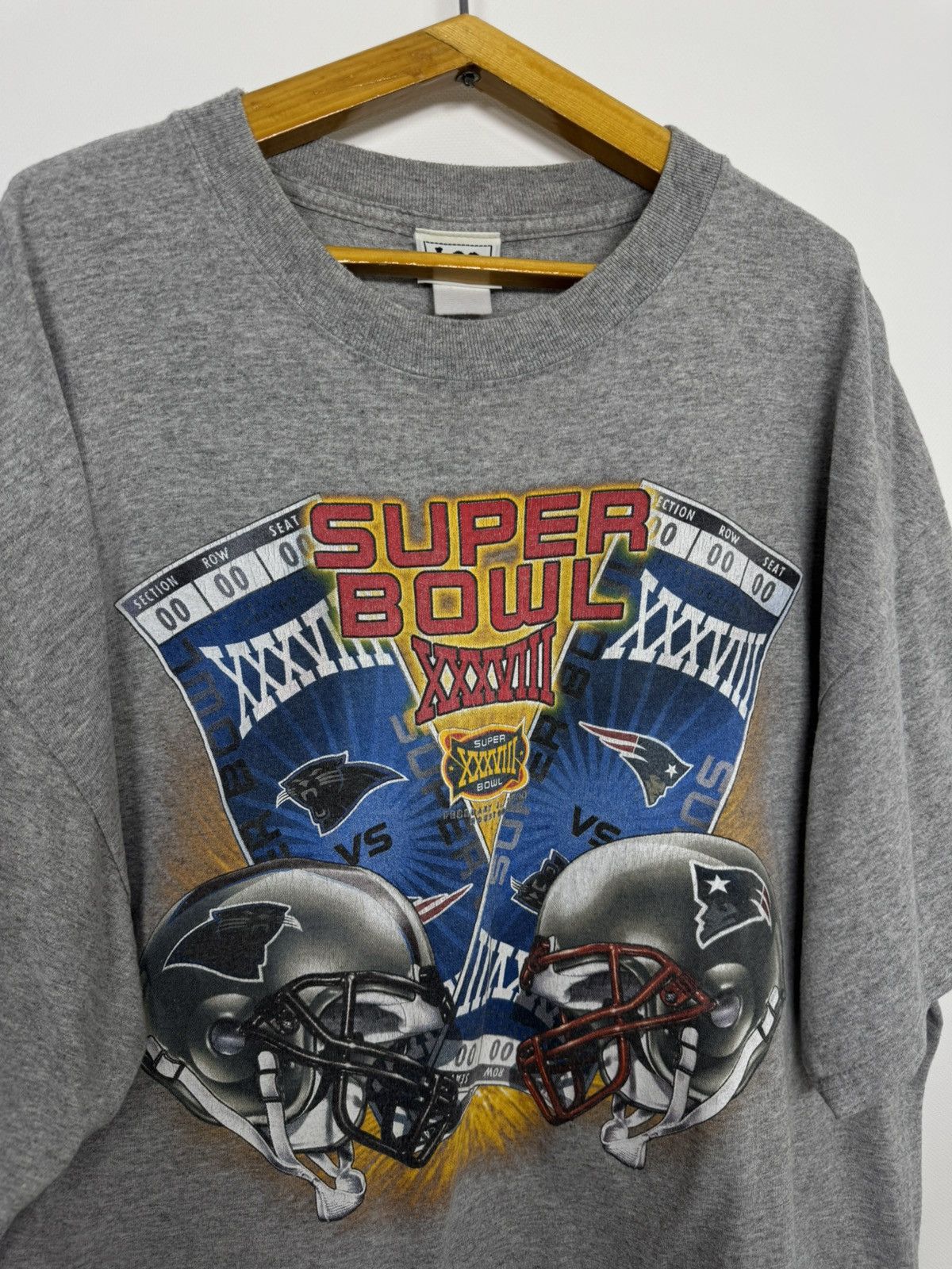 Lee Vintage Y2k NFL Super Bowl 2005 T-Shirt Size US XXL / EU 58 / 5 - 6 Thumbnail