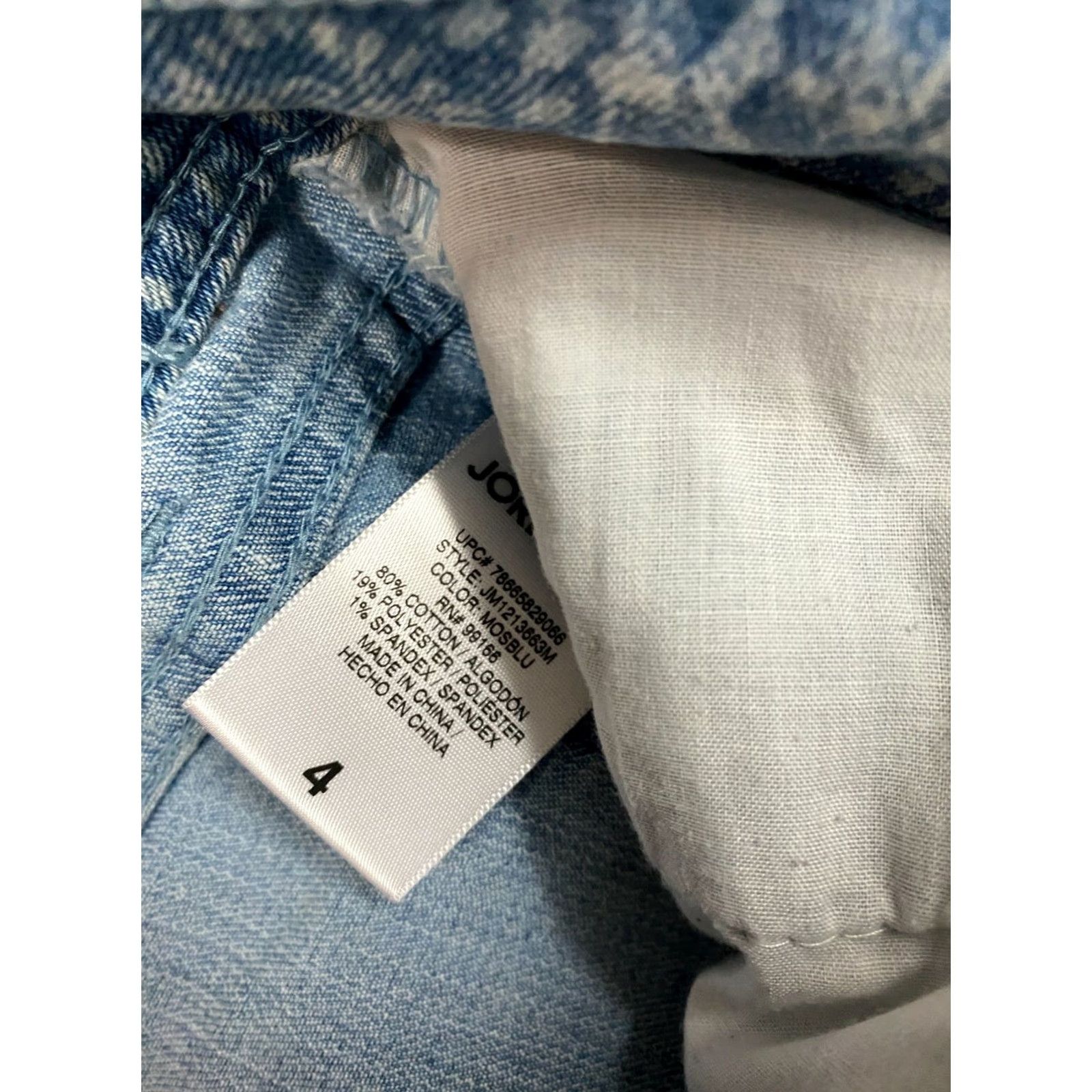 Jordache Jordache Jeans Womens 4 Blue Cropped Straight 22in Inseam Regular Fit Mid Rise Cotton Blend Denim N/A Size 27" / US 4 / IT 40 - 6 Thumbnail