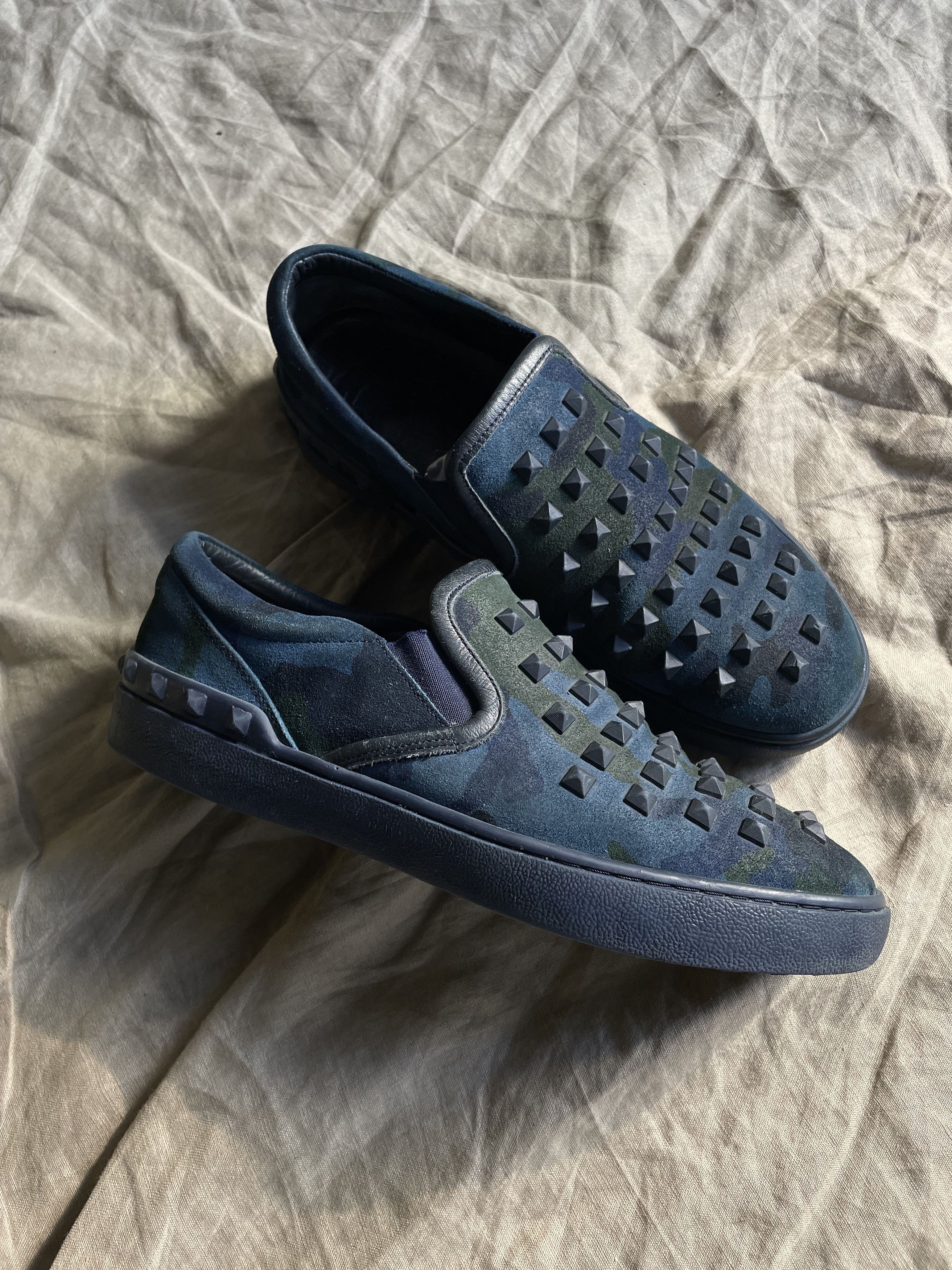 Valentino Valentino Rockstud Camo Slip On Sneakers 7828AC Size US 7 / EU 40 - 4 Thumbnail