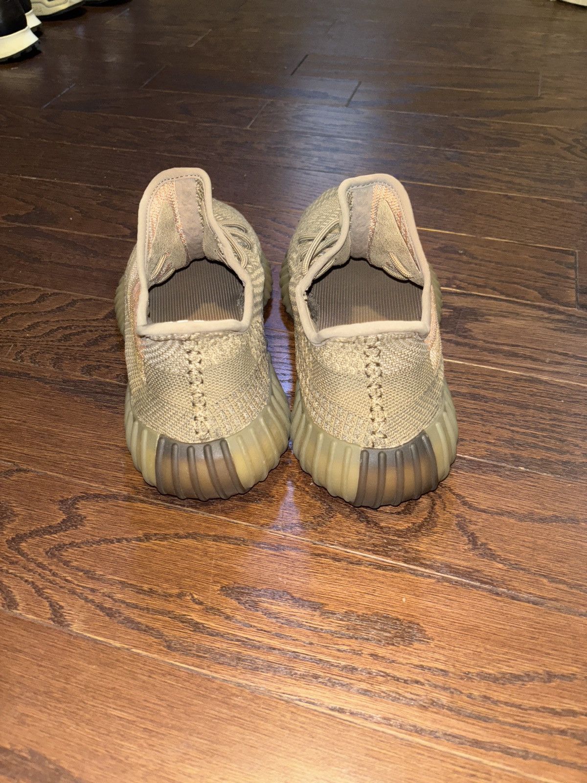 Yeezy 2020 Adidas Yeezy Boost 350 V2 'Sand Taupe' Size US 9 / EU 42 - 4 Thumbnail