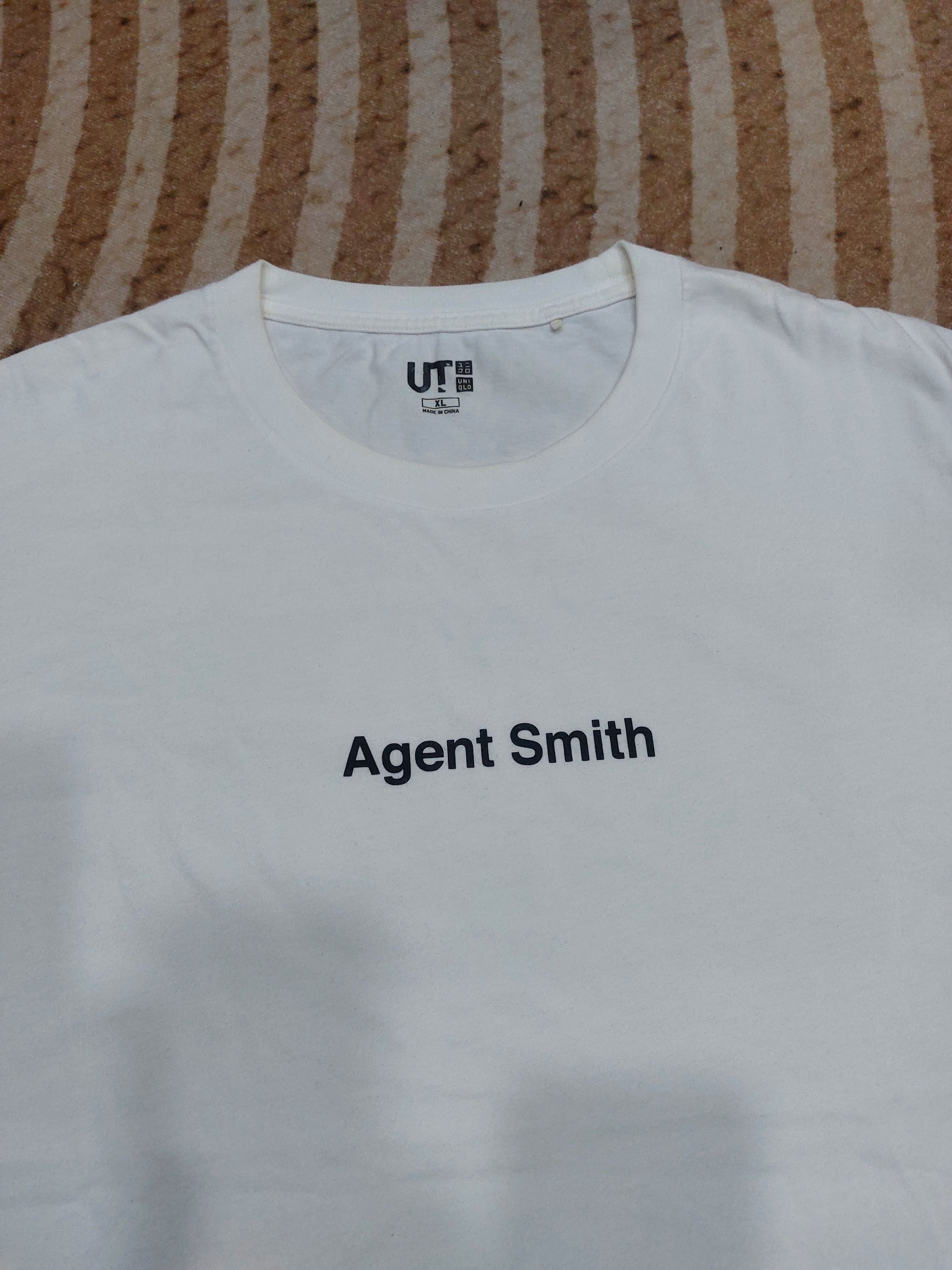 Uniqlo AGENT SMITH MATRIX X UNIQLO TEE Size US XL / EU 56 / 4 - 6 Thumbnail