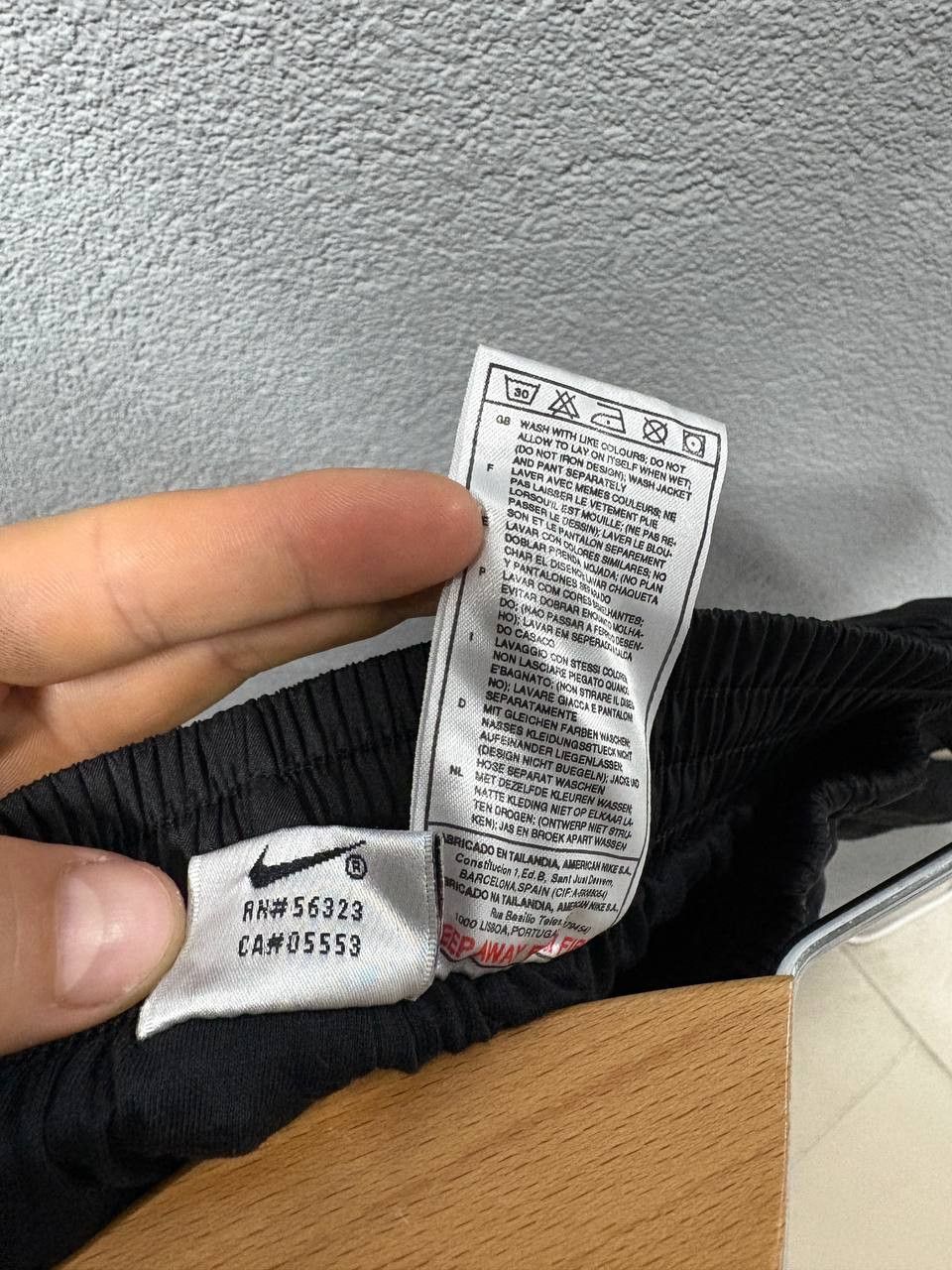 Nike Nike vintage mens track pants XL Size US 36 / EU 52 - 12 Thumbnail