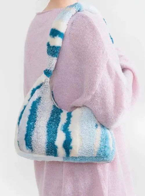 Other Striped Faux Fur Clutch Shoulder Hobo Bag Size ONE SIZE - 2 Thumbnail