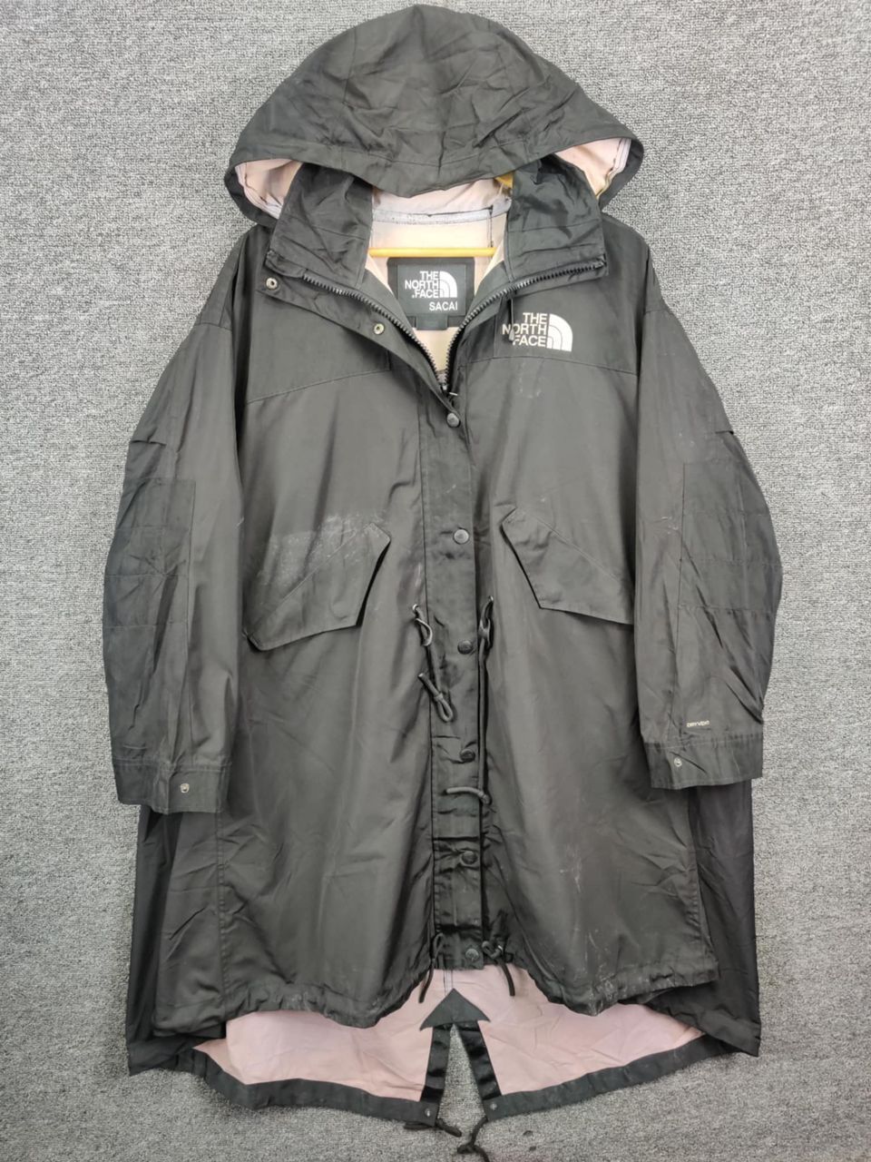 Sacai × The North Face The North Face x Sacai 2017 F/W Fishtail Parkas Jacket Size US M / EU 48-50 / 2 - 2 Thumbnail