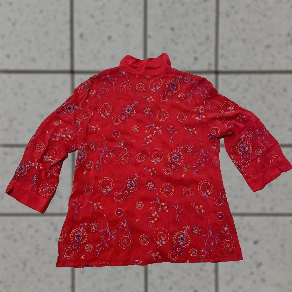 Vintage RUSS USA Top Womens XL Floral Beaded Boho Red Malibu Shirt Distress Holes Button-Up 3/4 Sleeve Cal... Size XL / US 12-14 / IT 48-50 - 1 Thumbnail